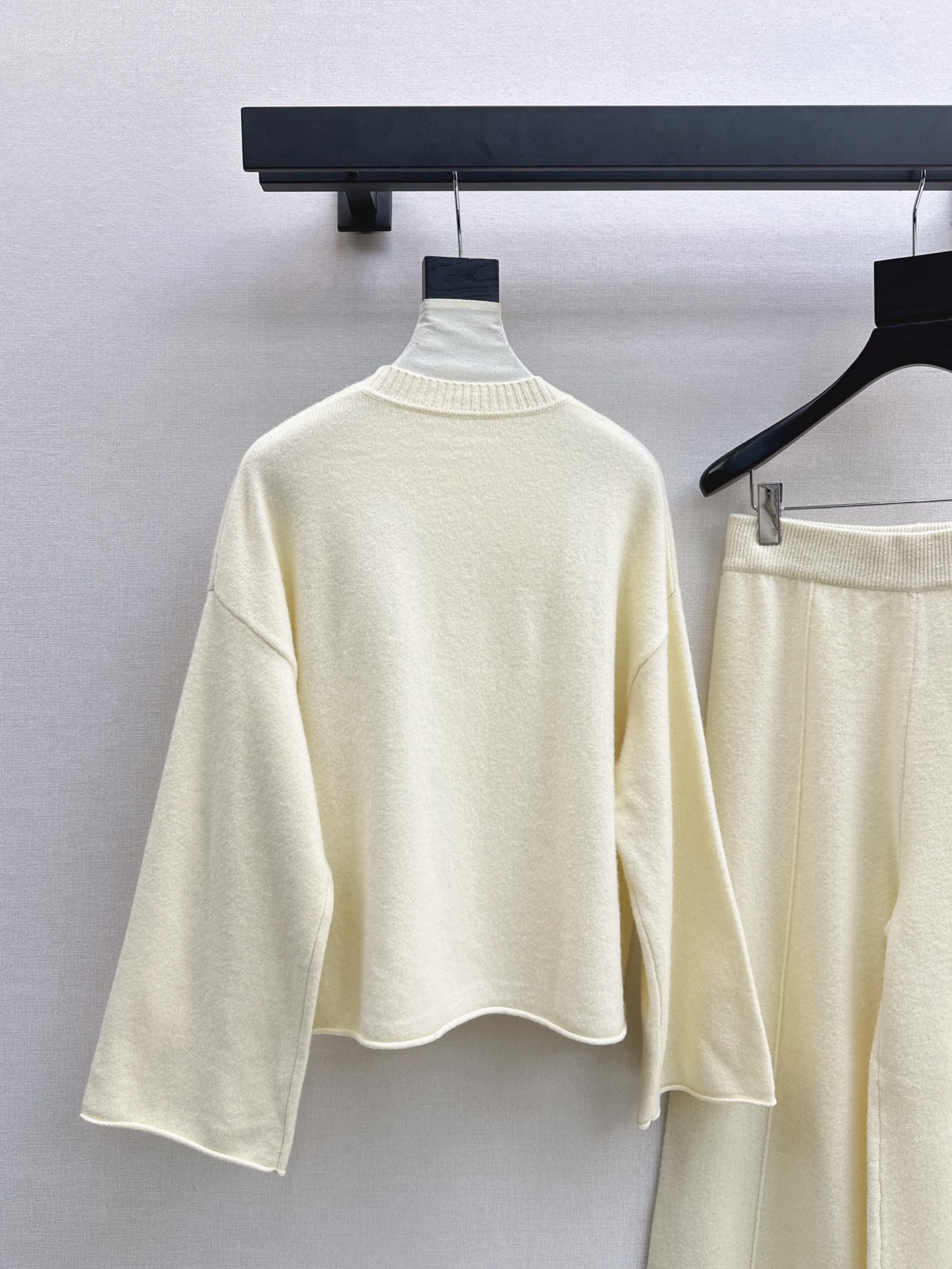Max 26fw wool sweater pants sents