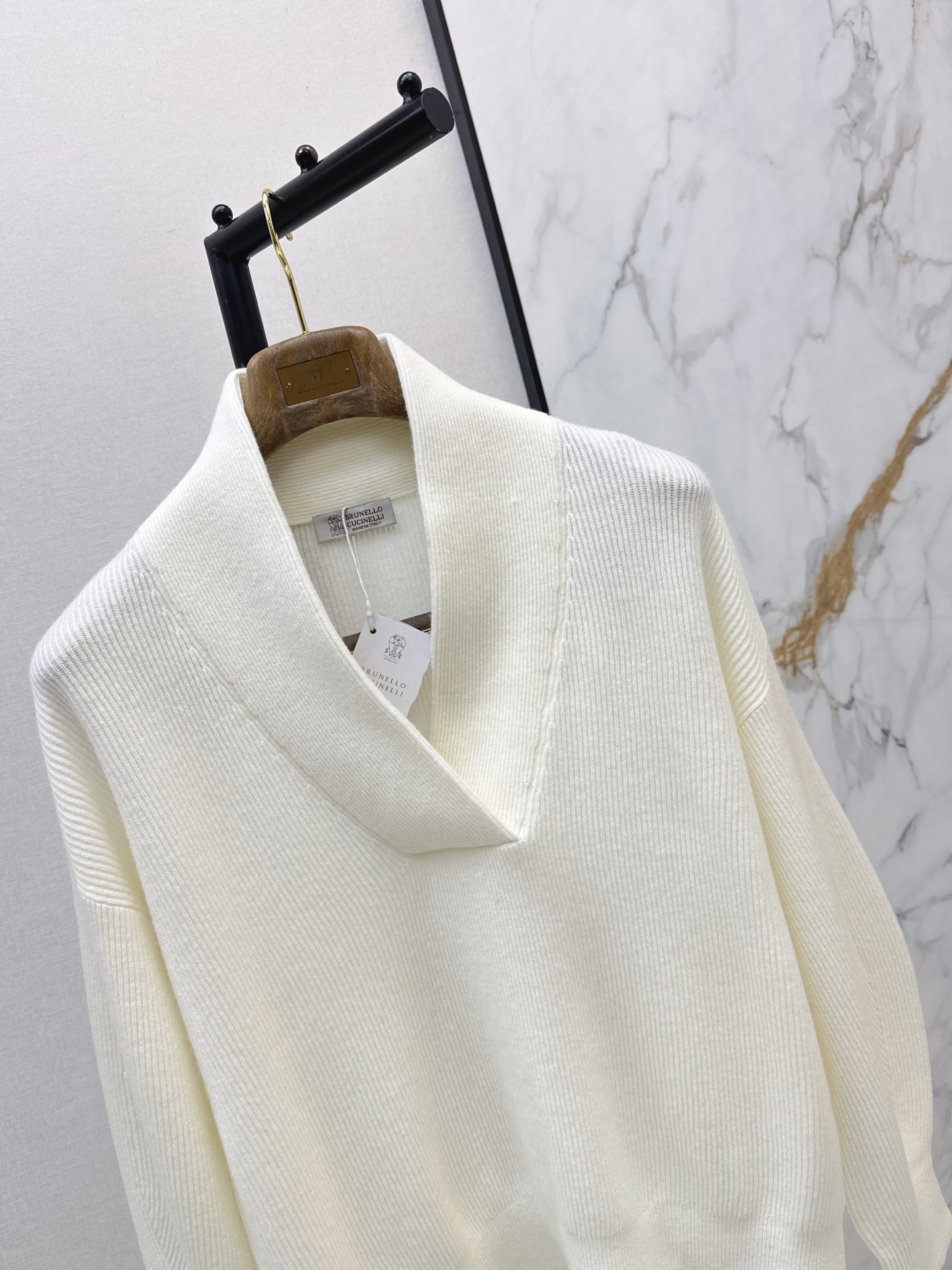 Brun 26fw cashmere sweater