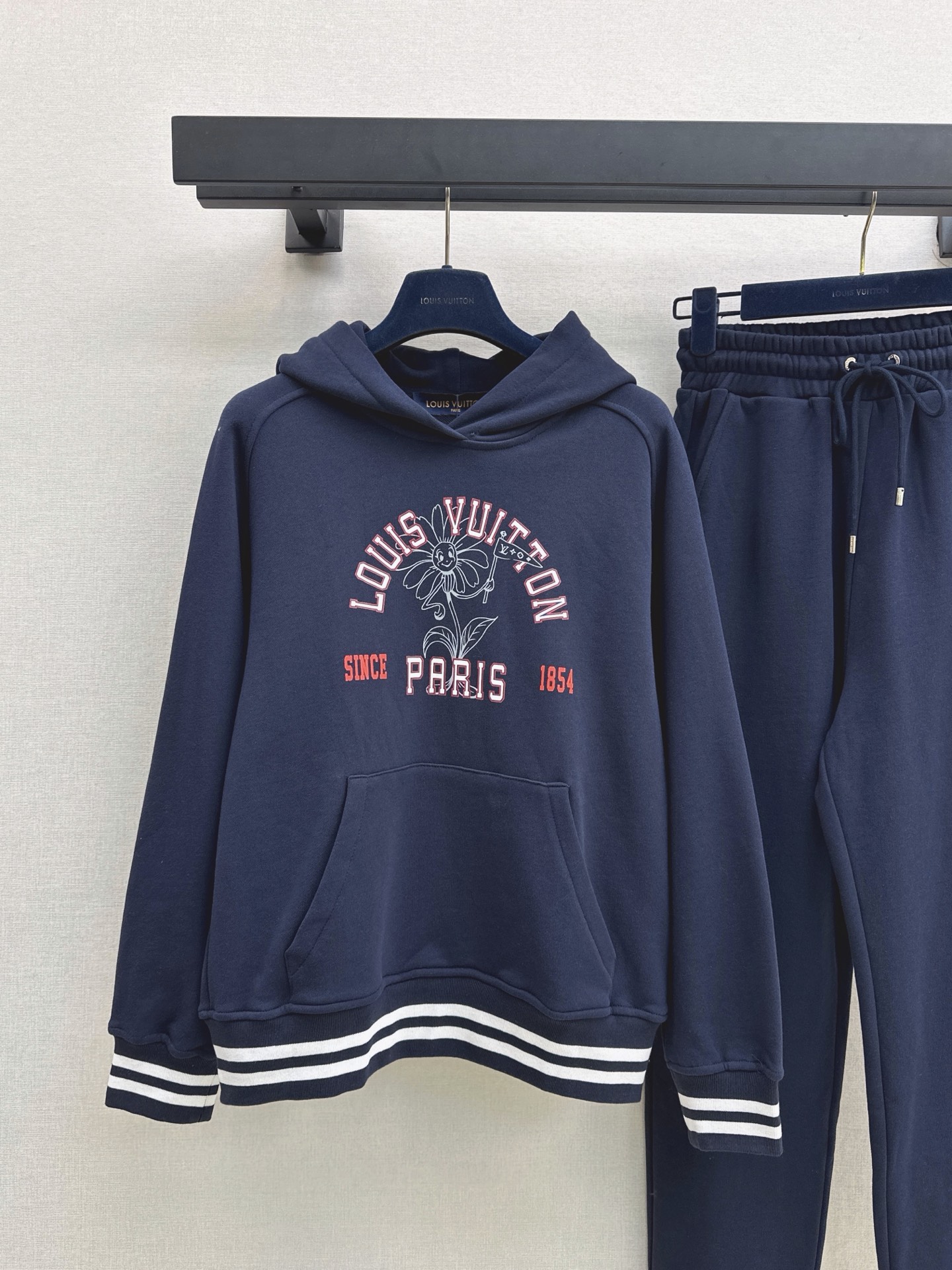Loui 26fw hooide sweater pant sets