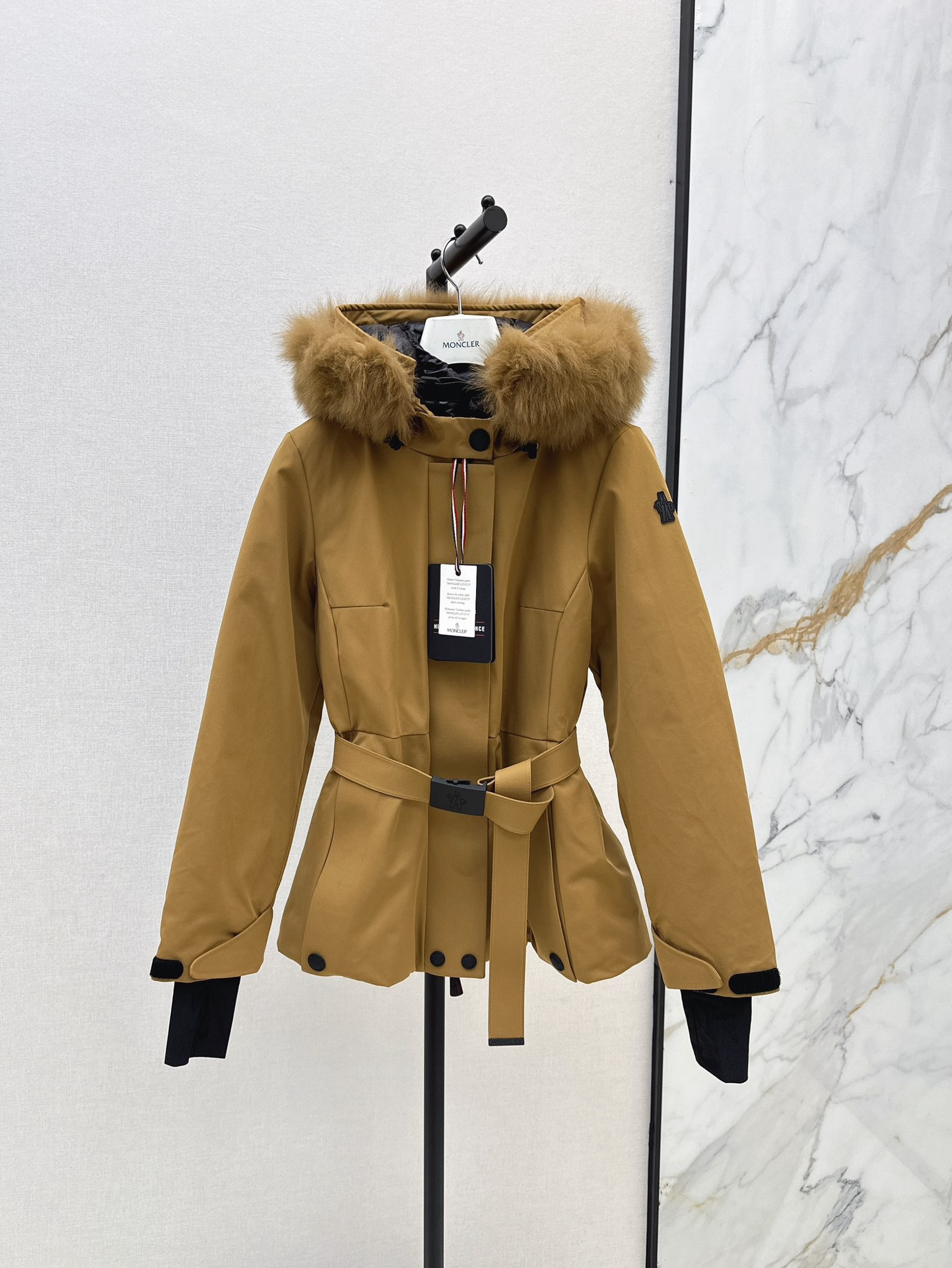 Monc 26fw hooded ski down jacket