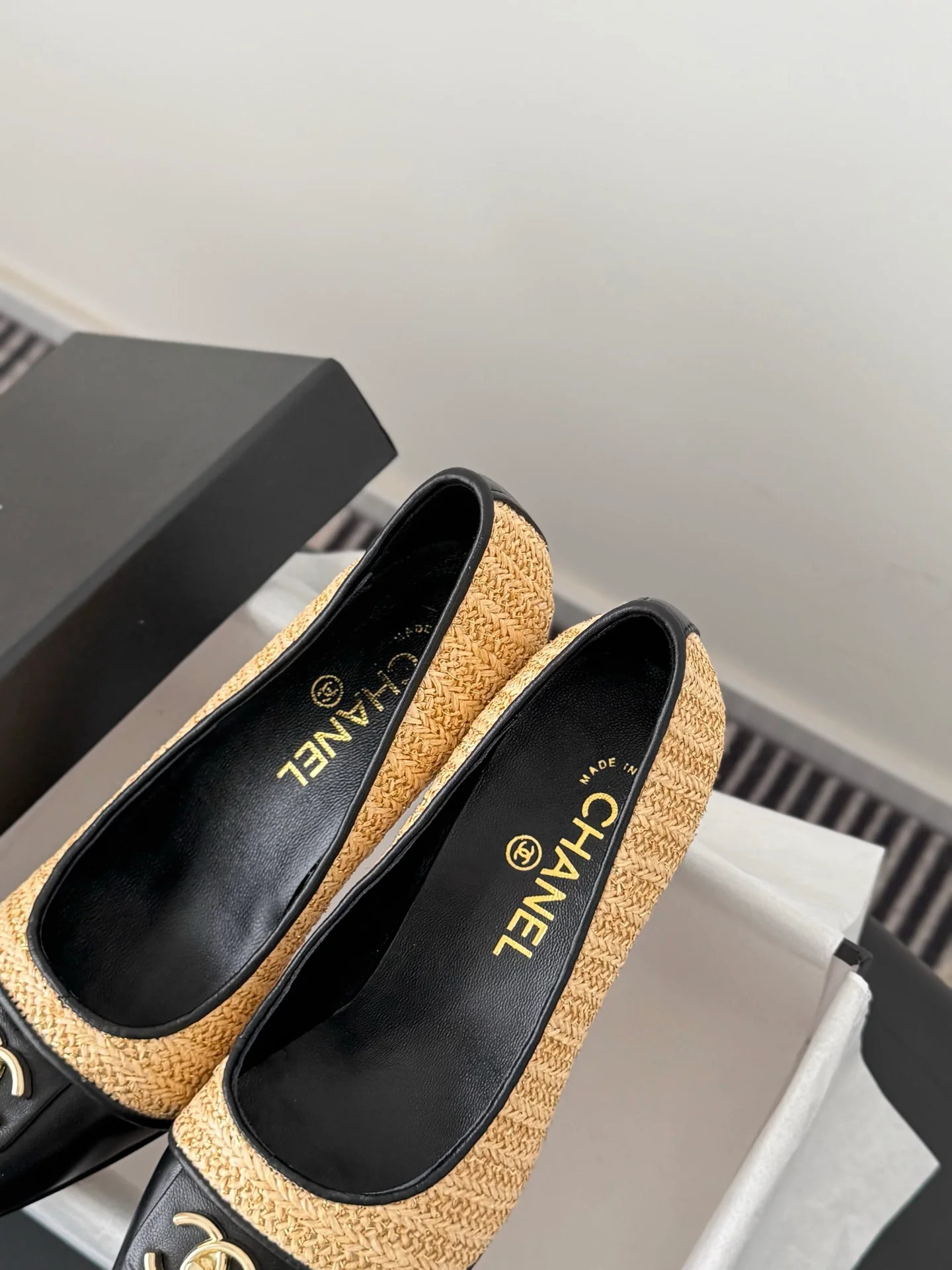 Chan 26ss kitten heel