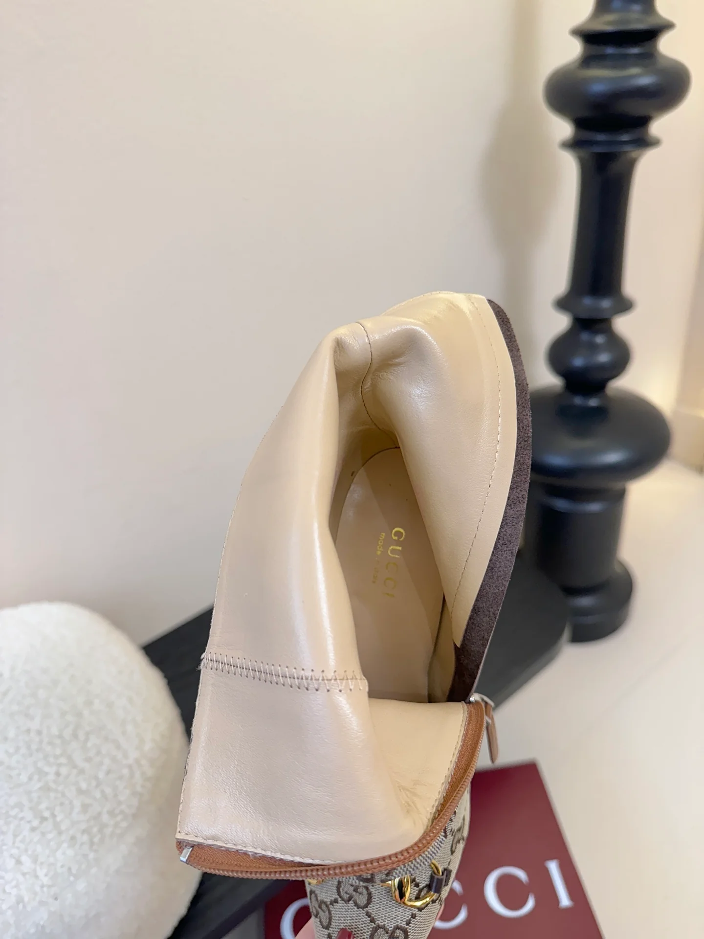 Gucc 25fw heel ankle boots