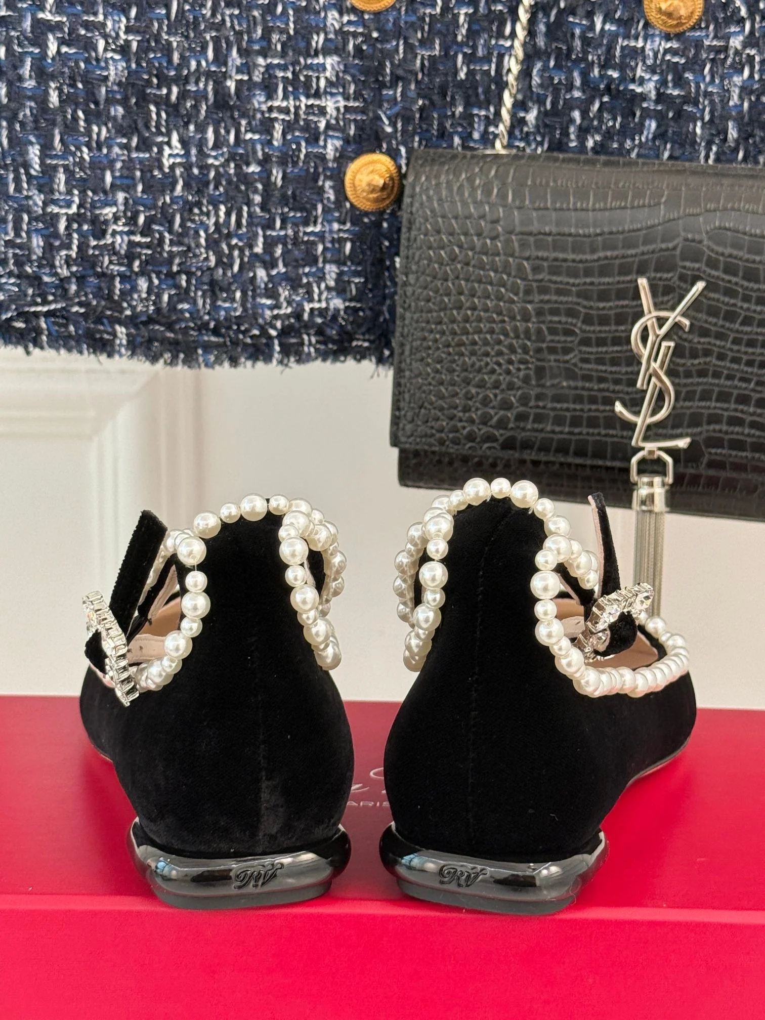 R Vi pearls ballerina shoes