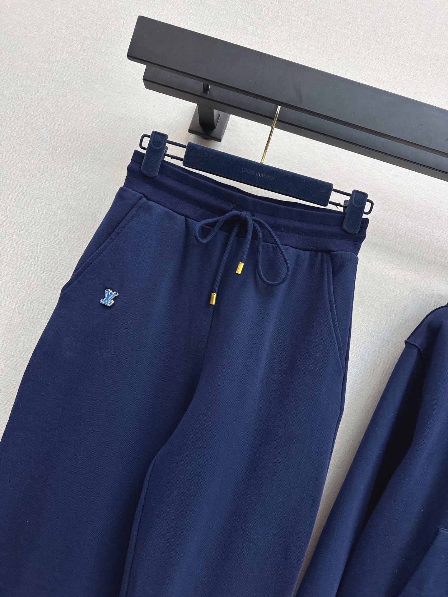 Loui 26fw hooded jacket pant sets