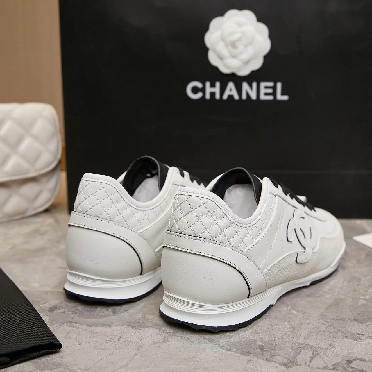 Ch sneakers