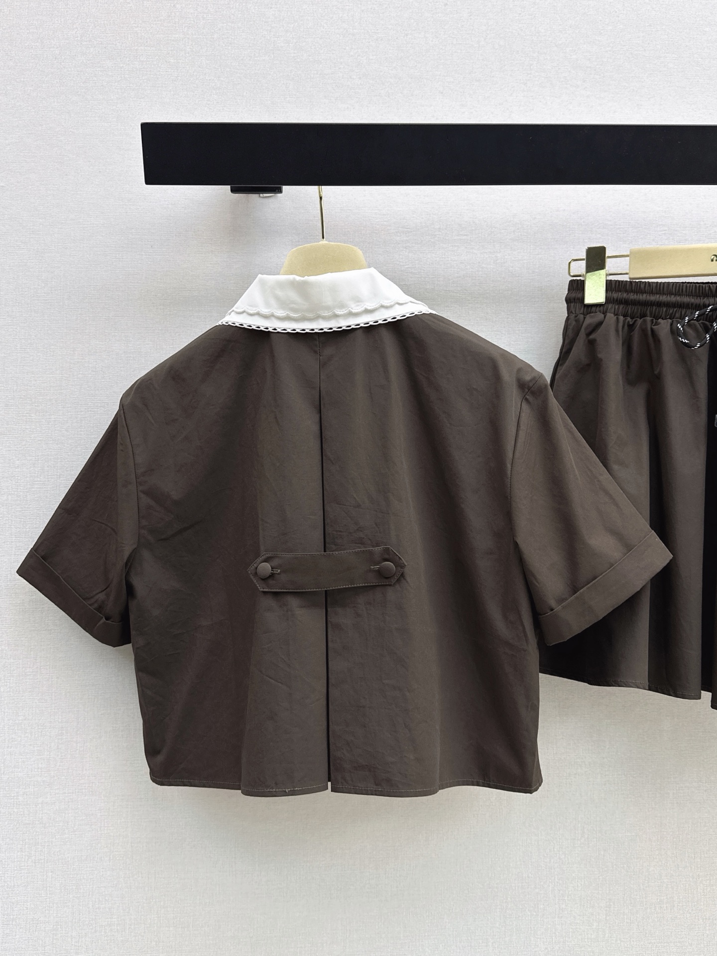 Miu 26ss cropped top pleated skirt sets