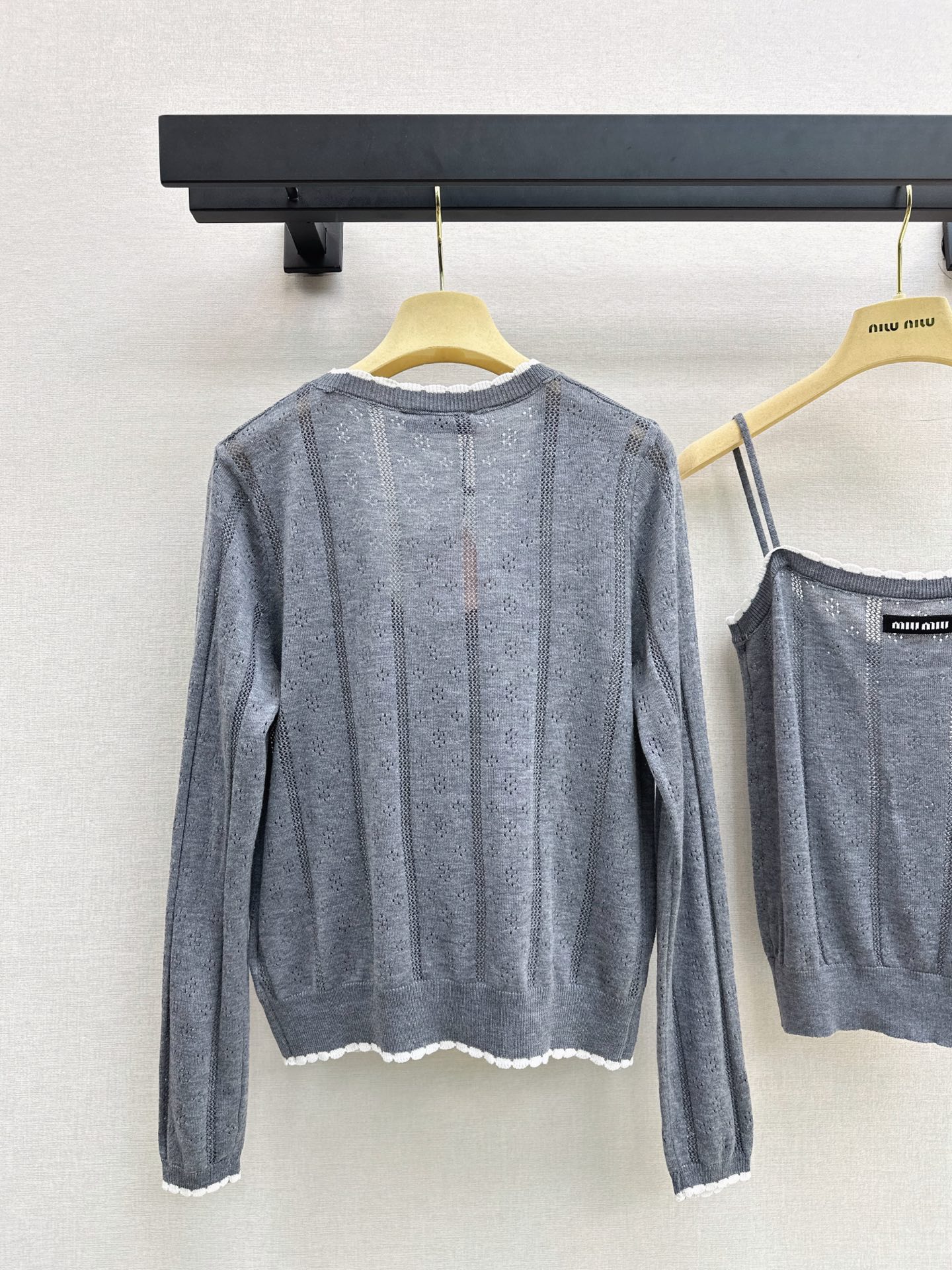 Miu 26fw lace-tirm knit camisole cardigan sets