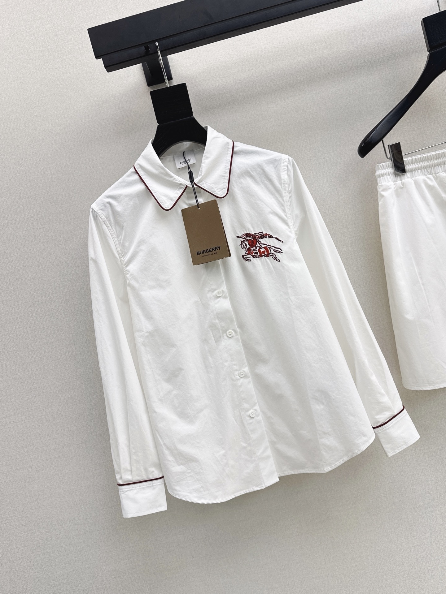 Burb 26fw embroidery shirt