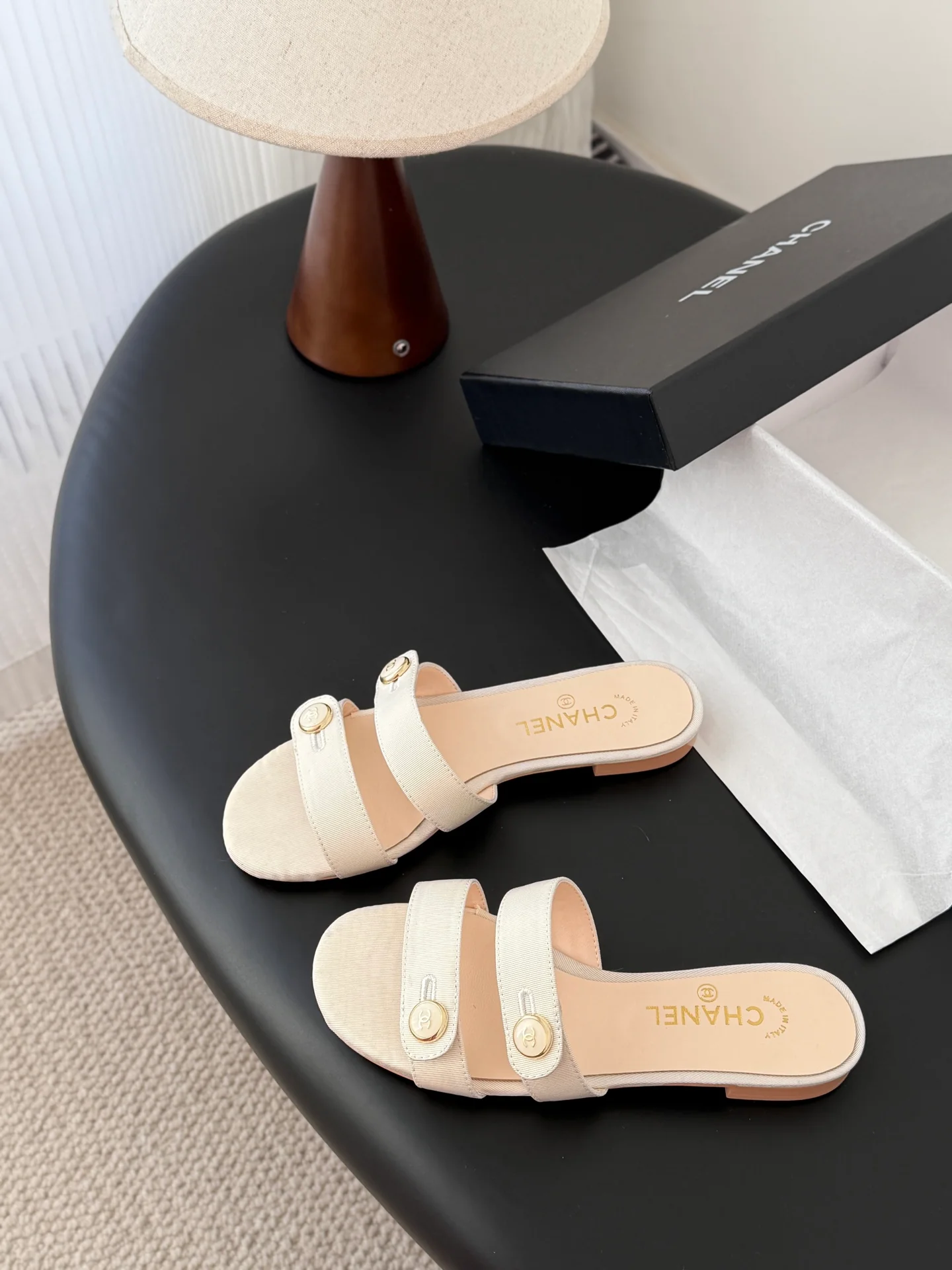 Chan 26ss sandals