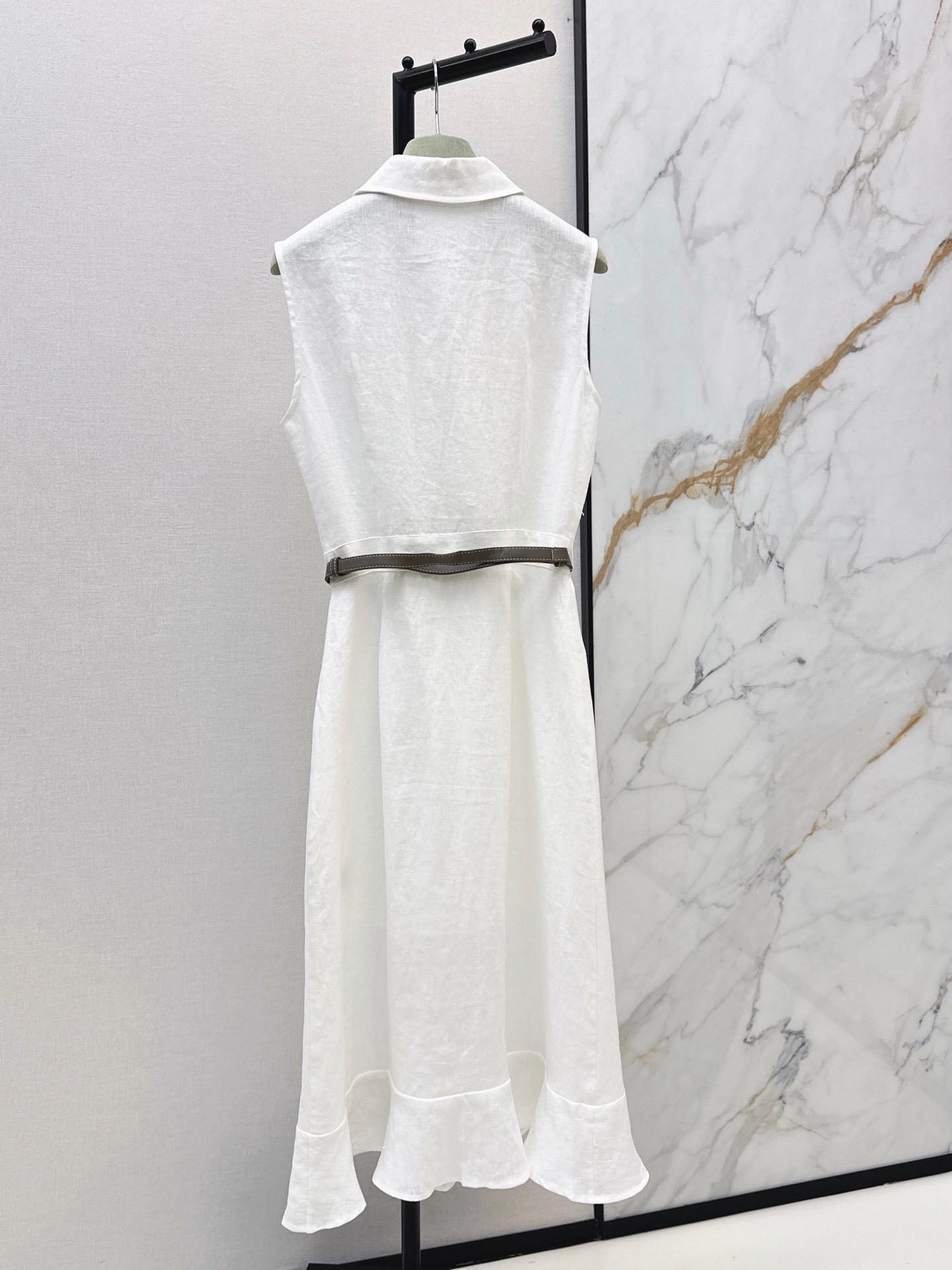 Her 26ss sleeveless linen dress