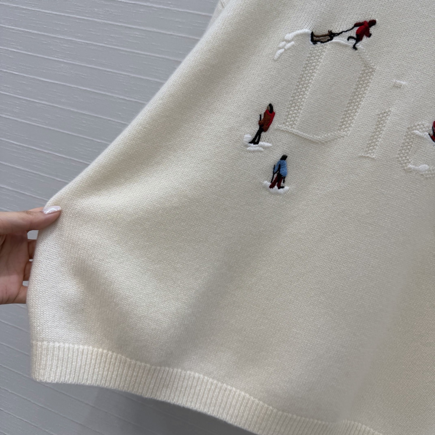 Dio 26fw cashmere sweater