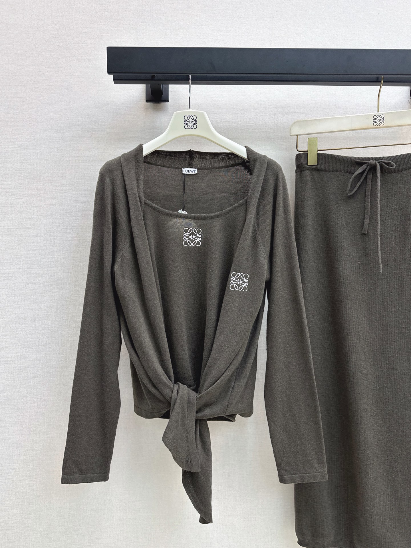 Loe 26fw knit vest cardigan skirt sets