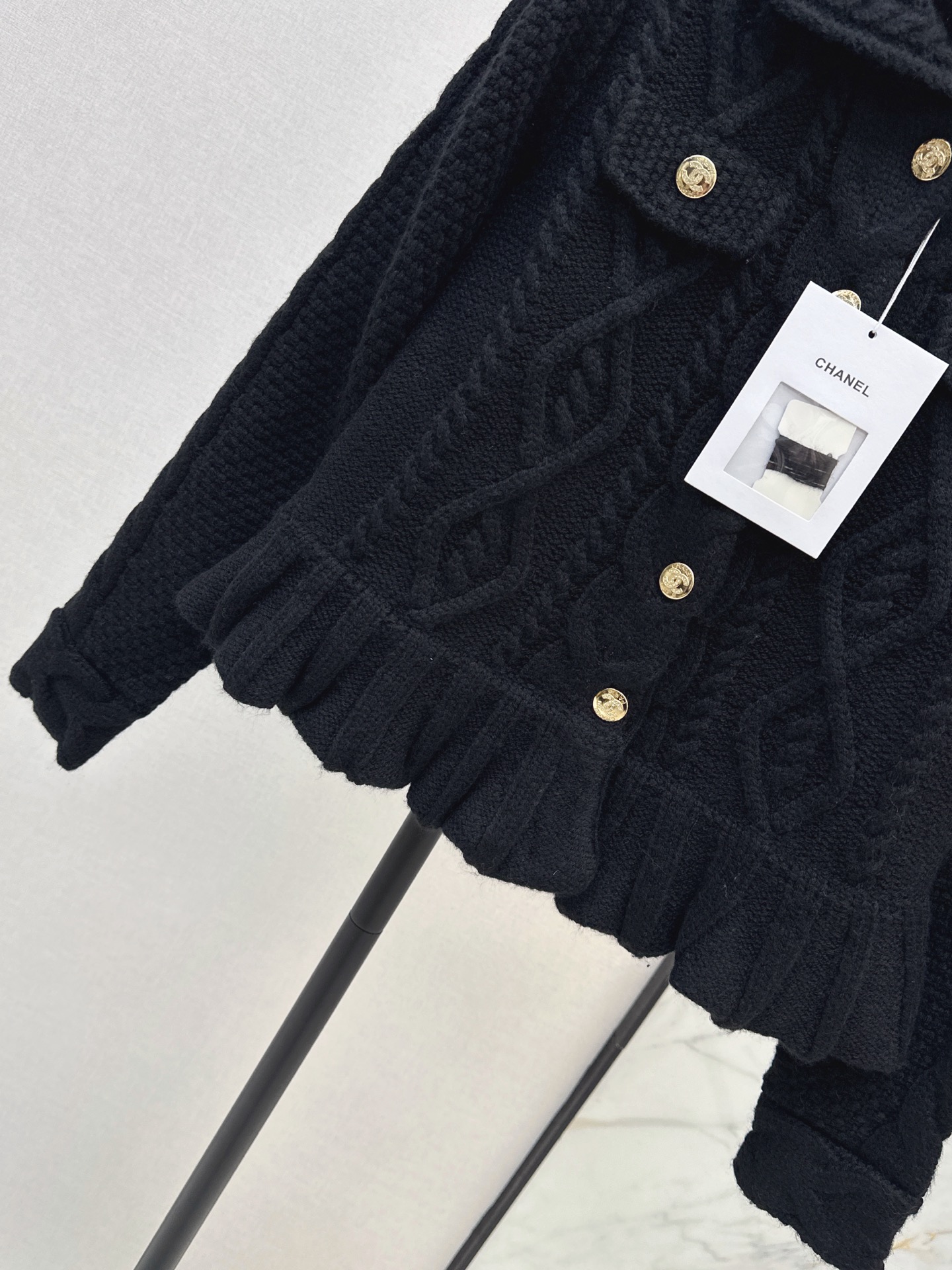Chan 26fw reffule knit cardigan