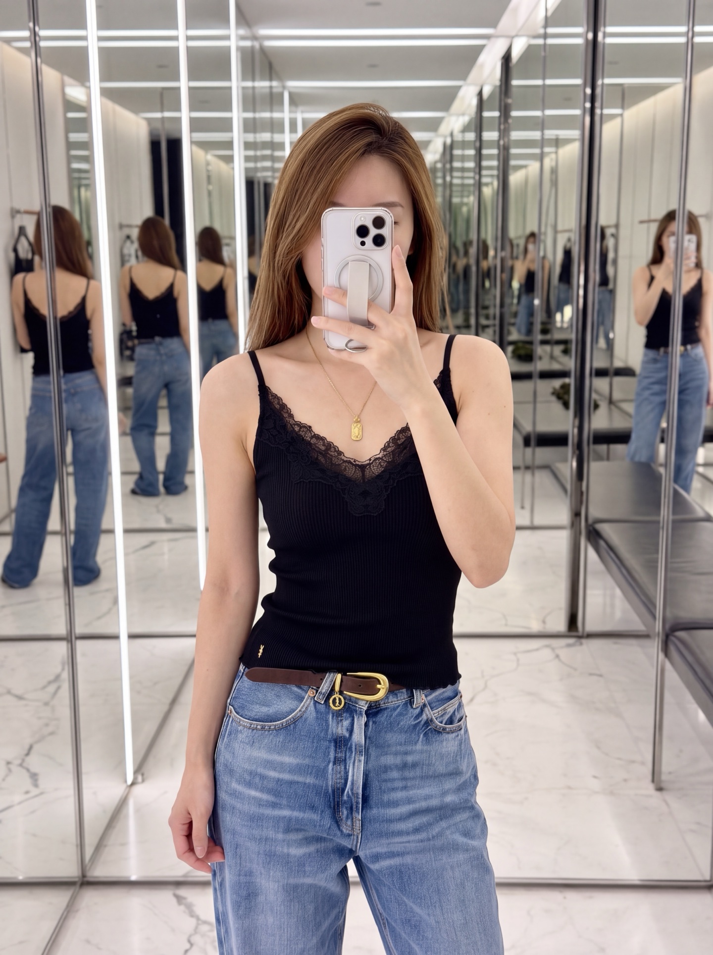 Sain 26fw lace camisole