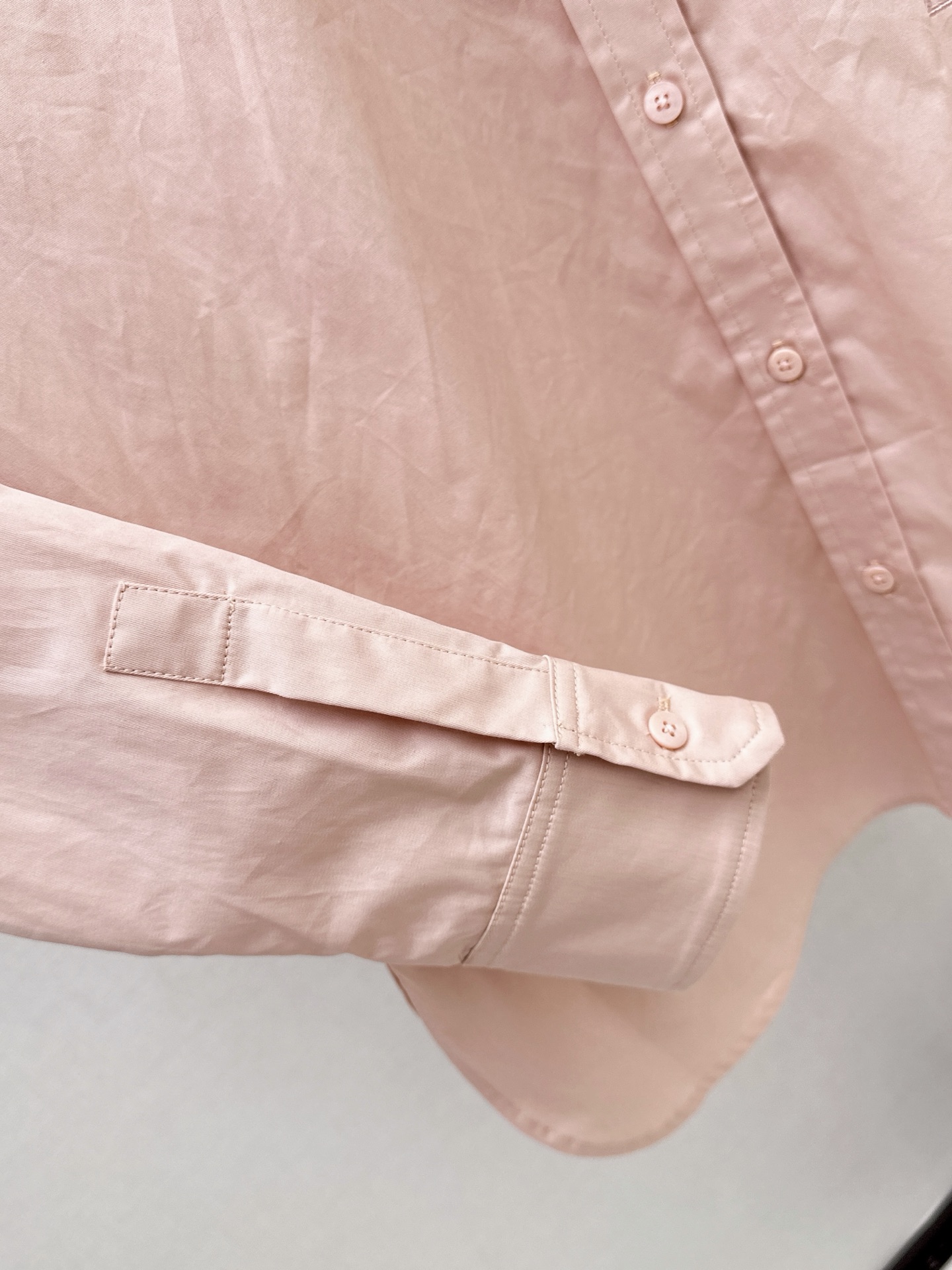 Her 26fw shirt