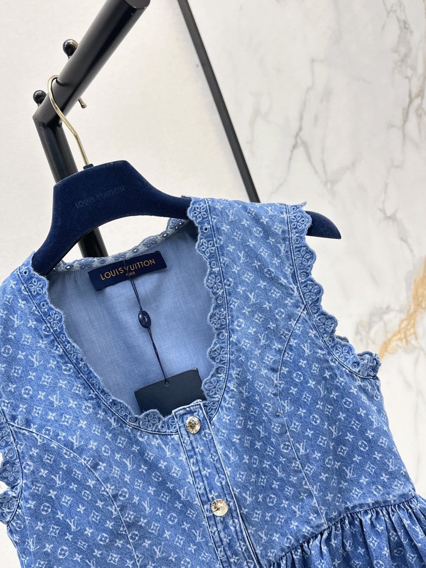 Loui 26ss sleeveless denim top