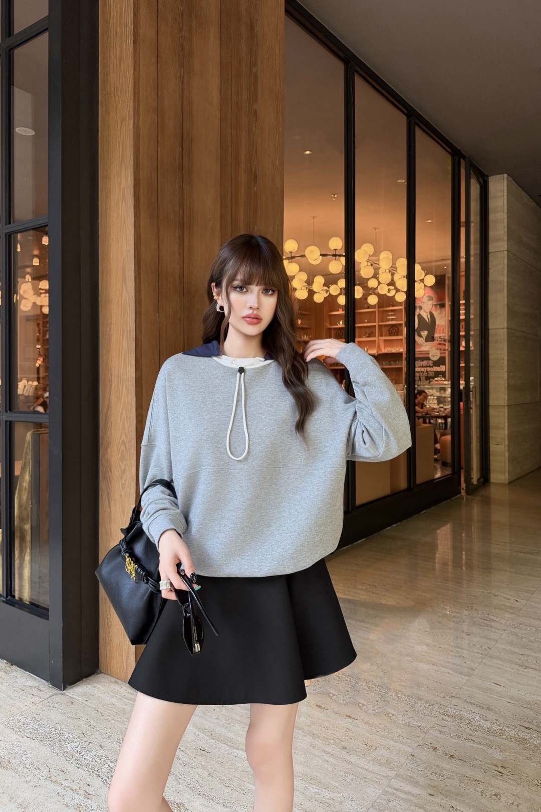 Loe 26fw drawstring sweatshirt