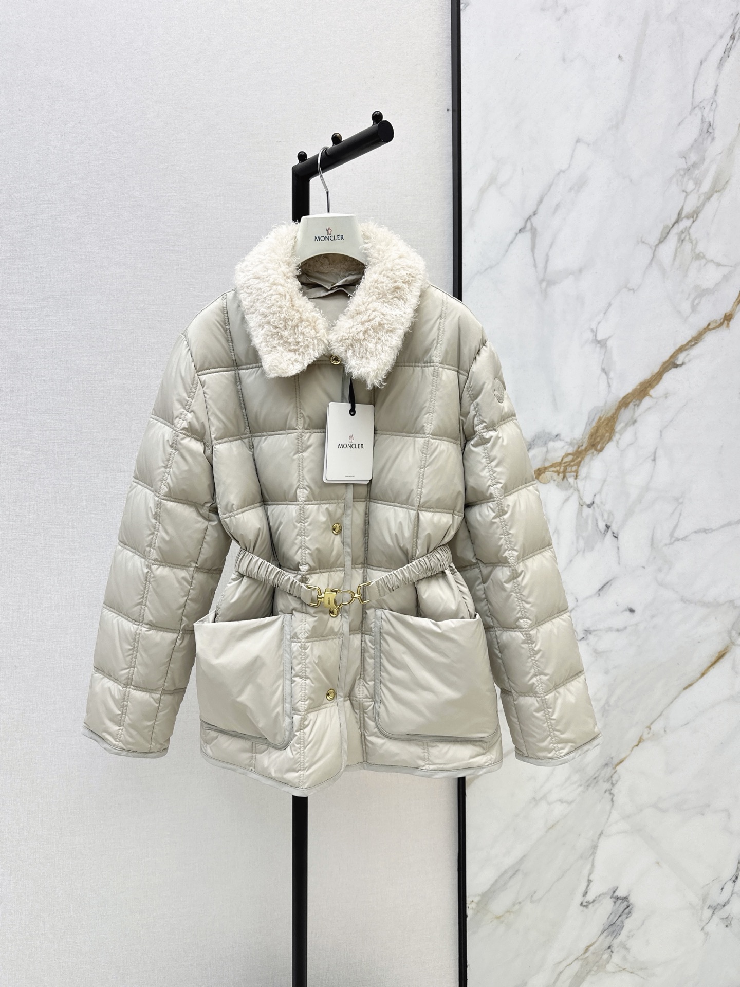 Monc 26fw down jacket