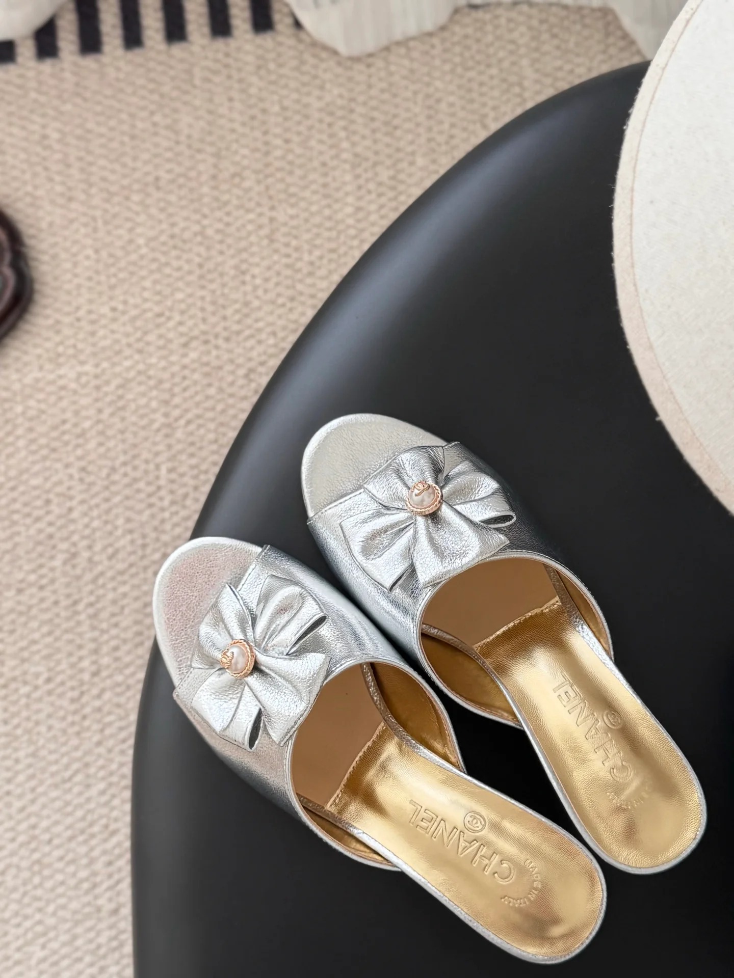 Chan 26ss kitten heel slides