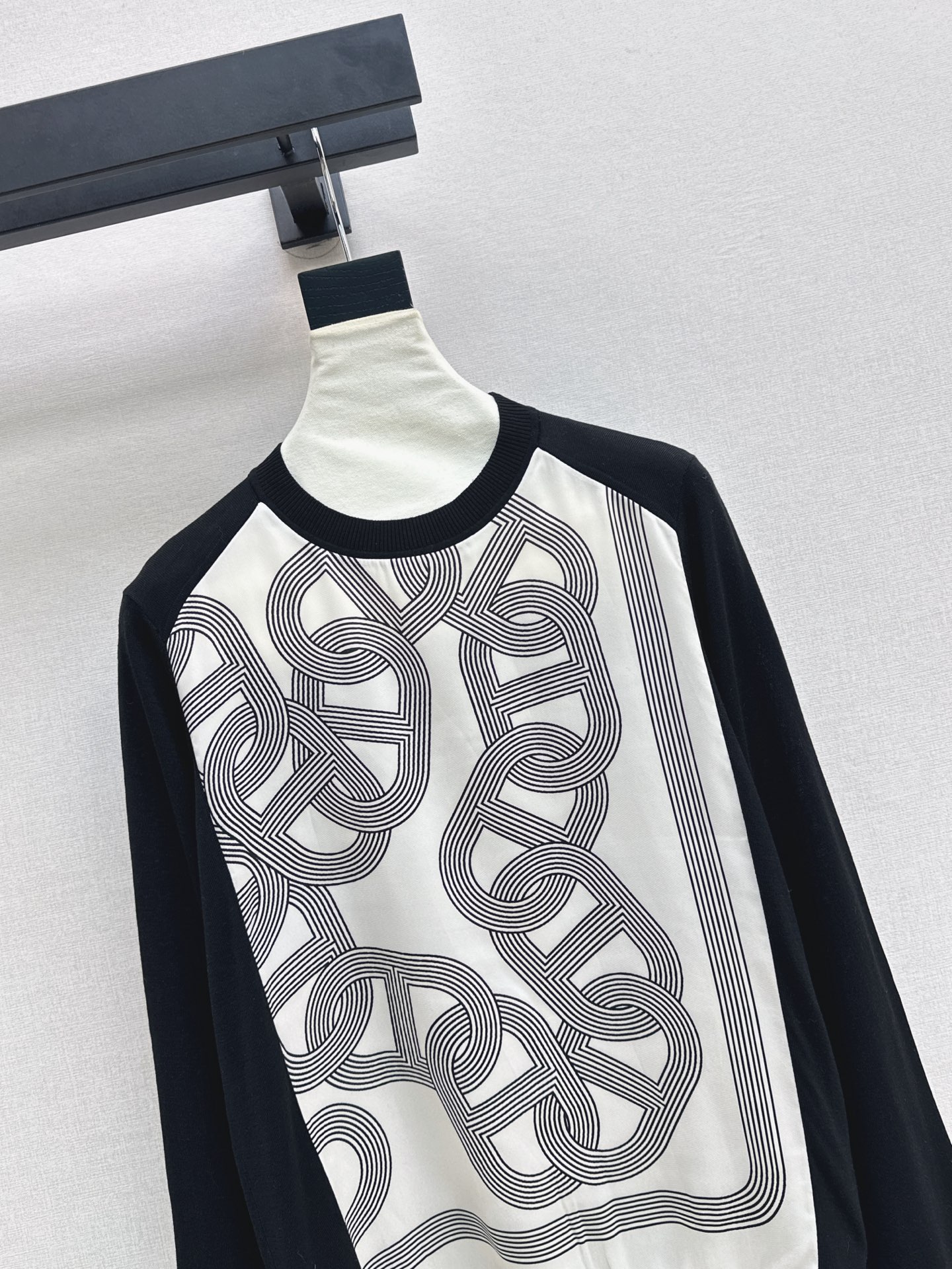 Her 26fw print knitwear