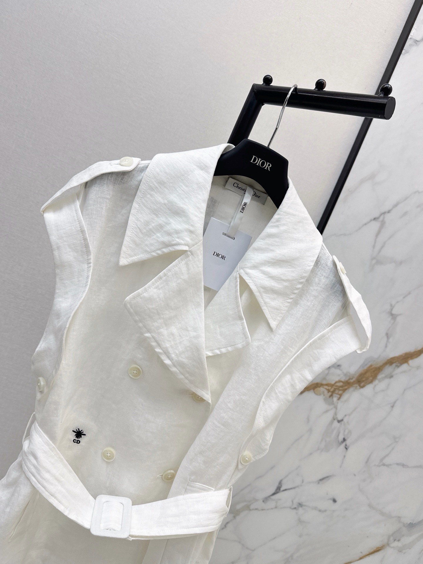 CD 26ss belted vest