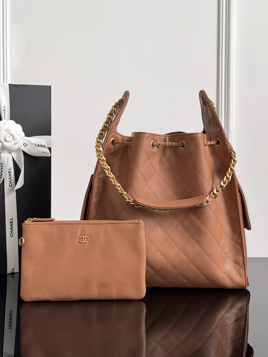 Chan 25A hobo bags