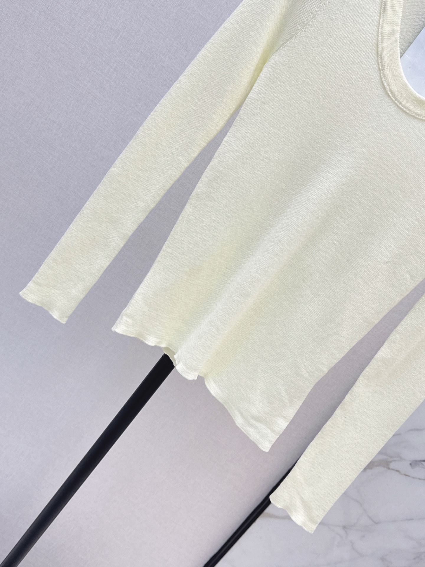 CD 26fw U-neck knit basic tee