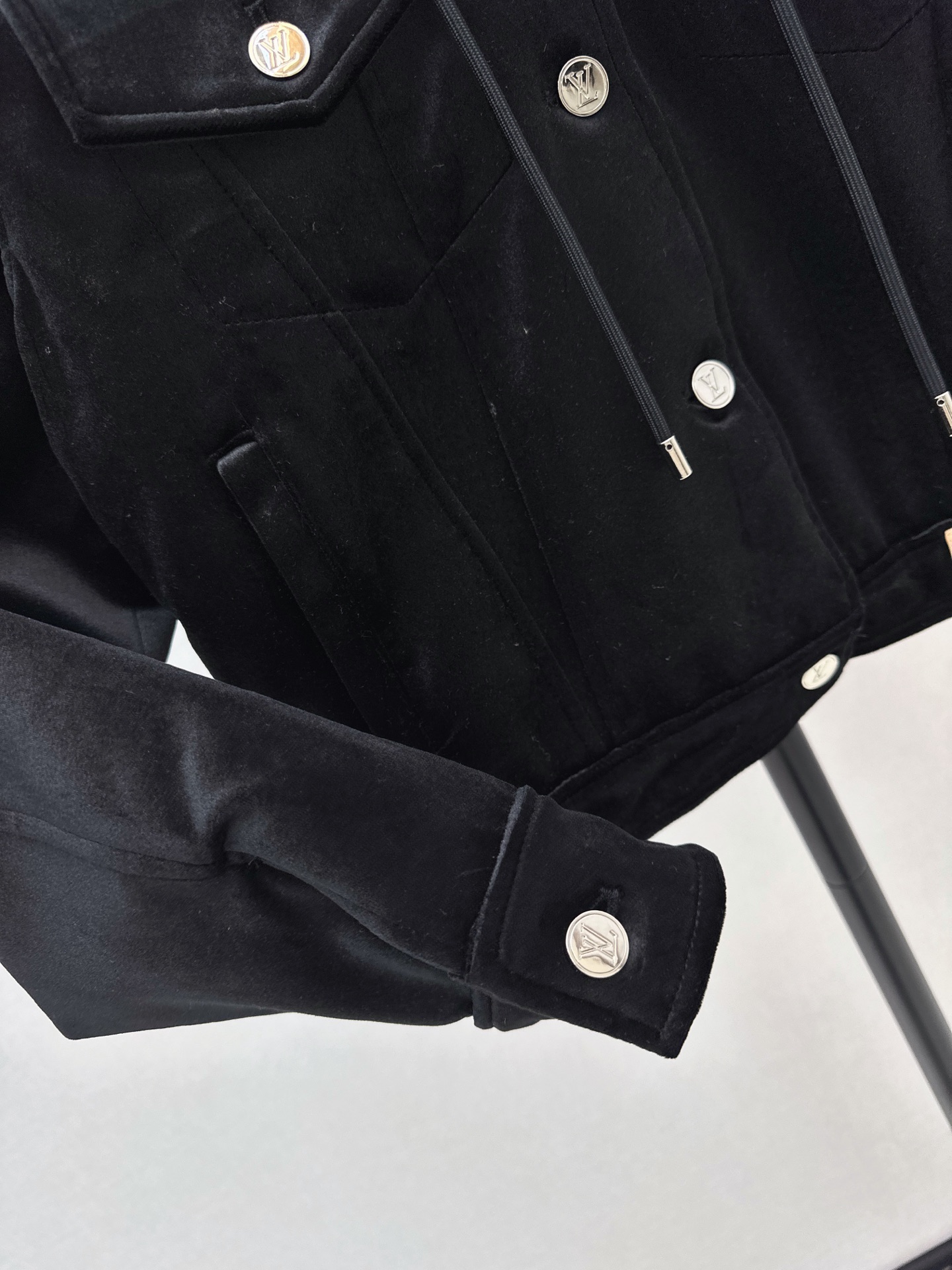 Loui 26fw hooded casual jacket