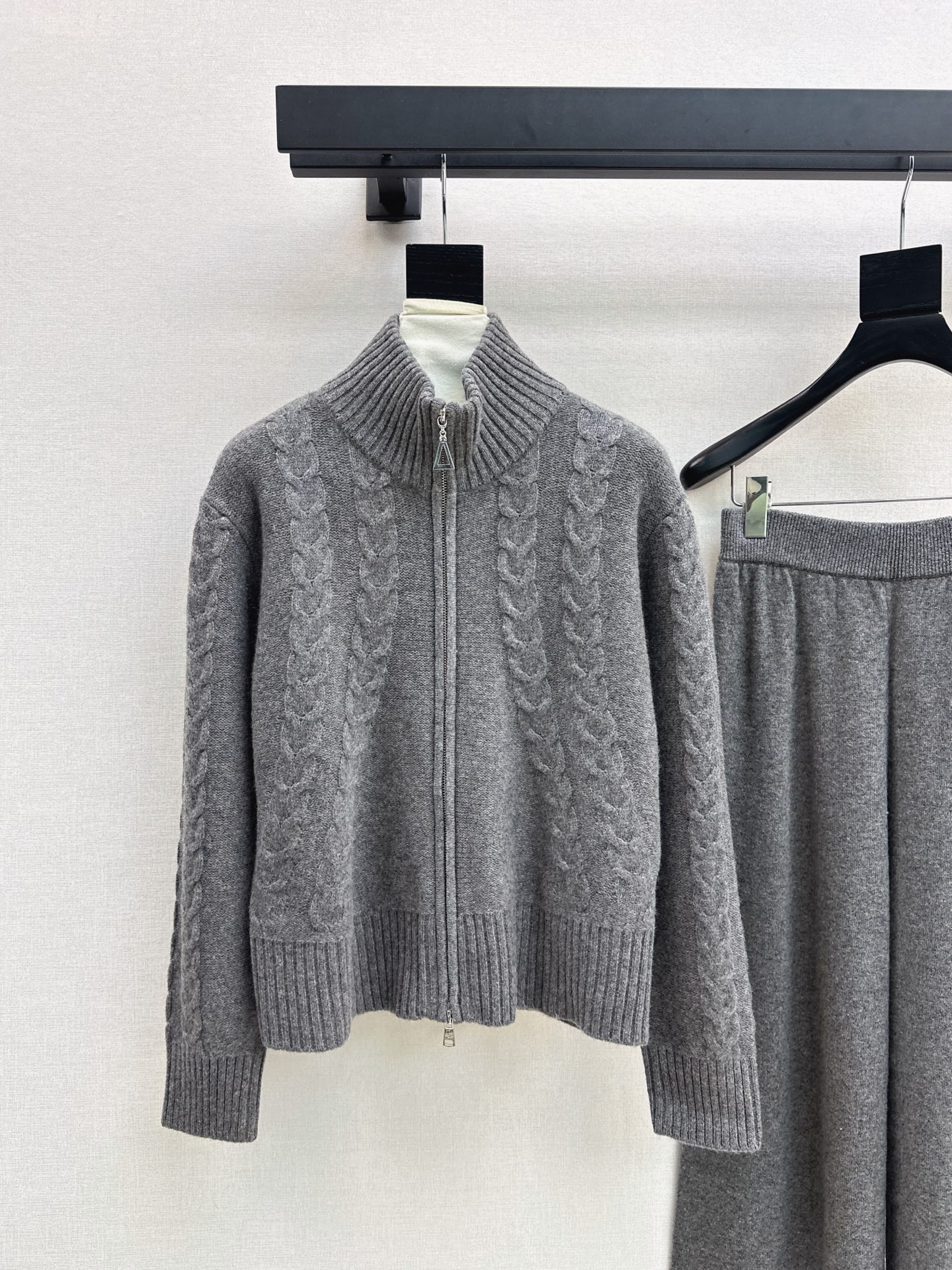 Max 26fw jacquard knit cardigan pants sets