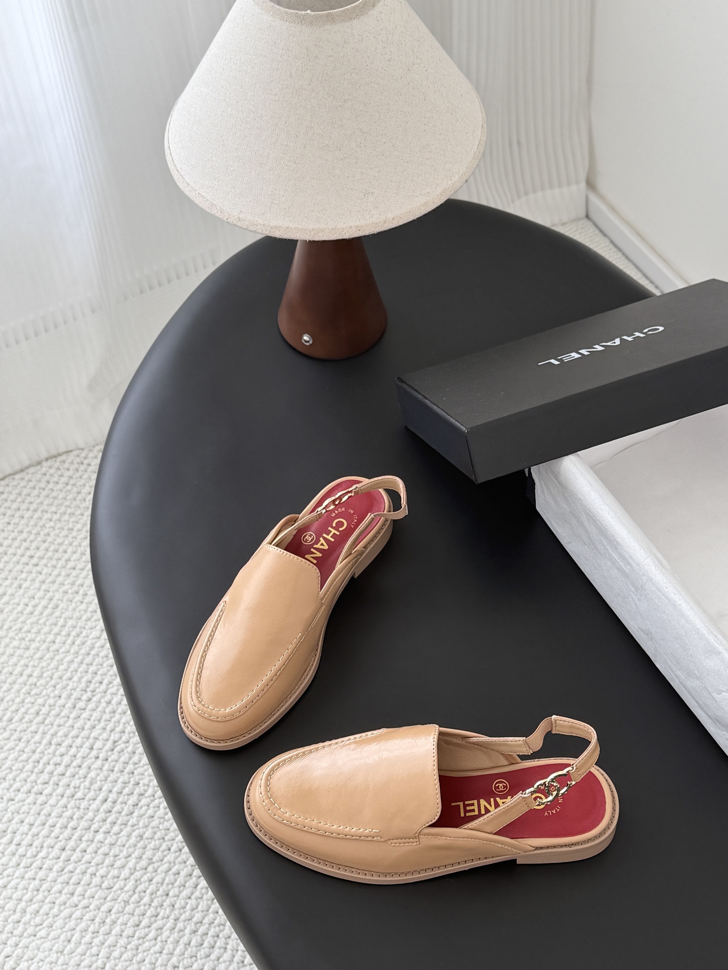 Chan 26ss slingback loafers