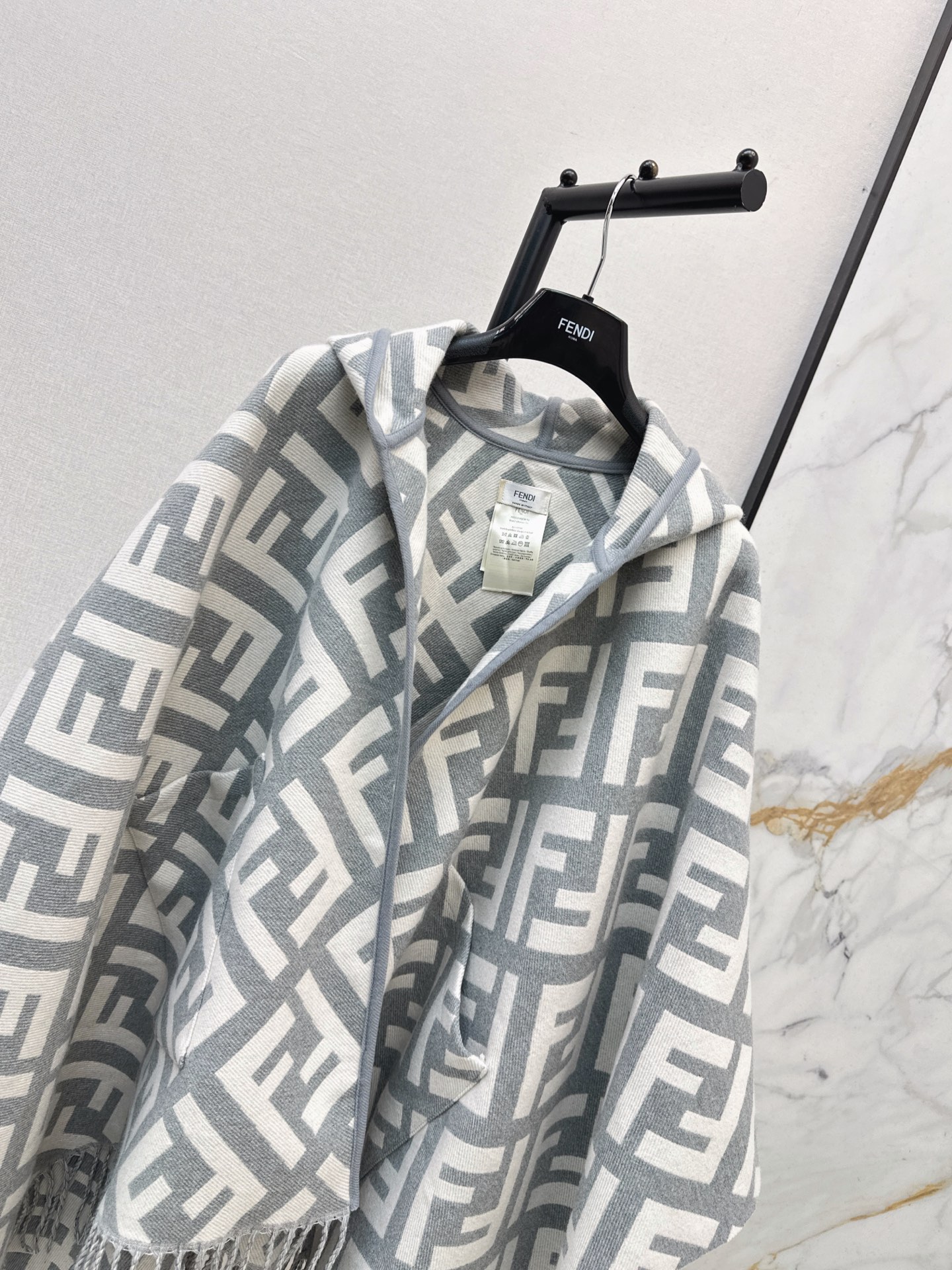 Fen 26fw cashmere hooded shawls cape