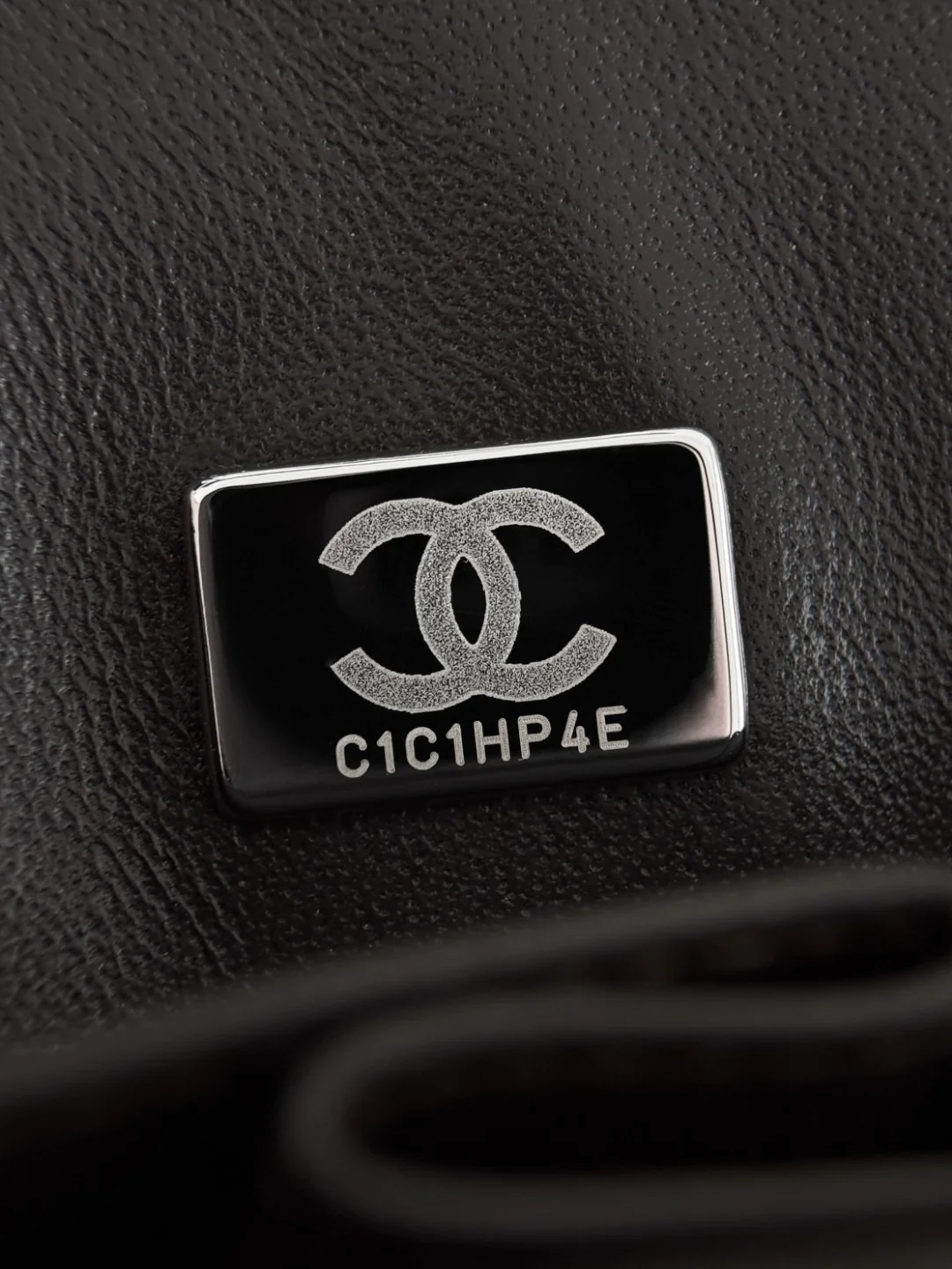 Chan cf25 chain shoulder bag