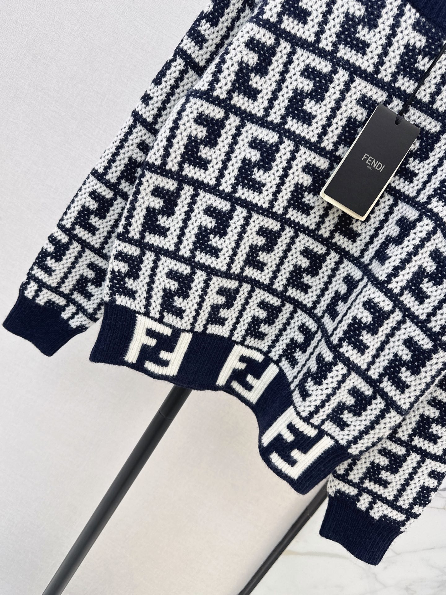 Fen 26fw jacquard sweater