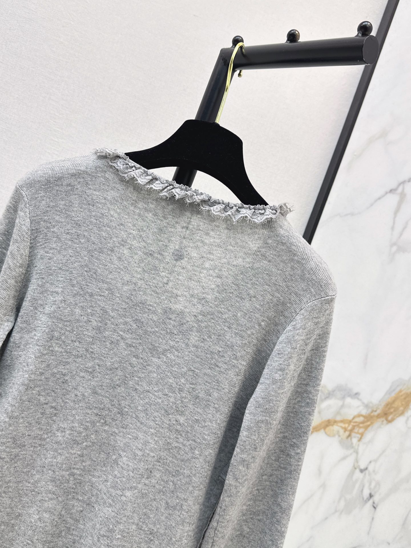 Chan 26fw v-neck knitwear