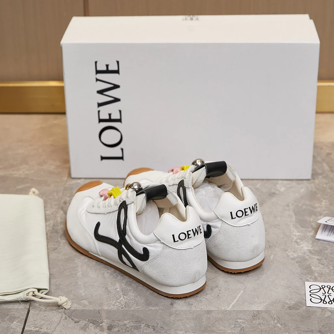 Lo ballet runner sneaker