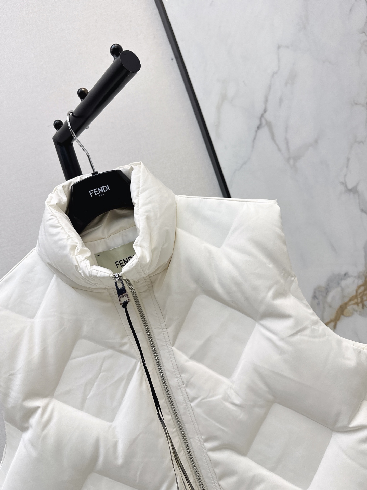 Fen 26fw down vest