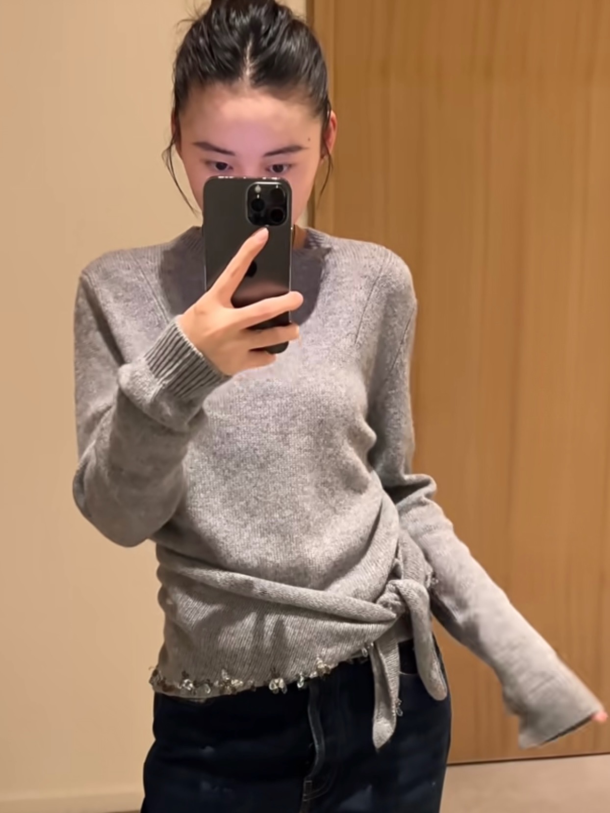 Pra 26fw beading shawl cashmere sweater