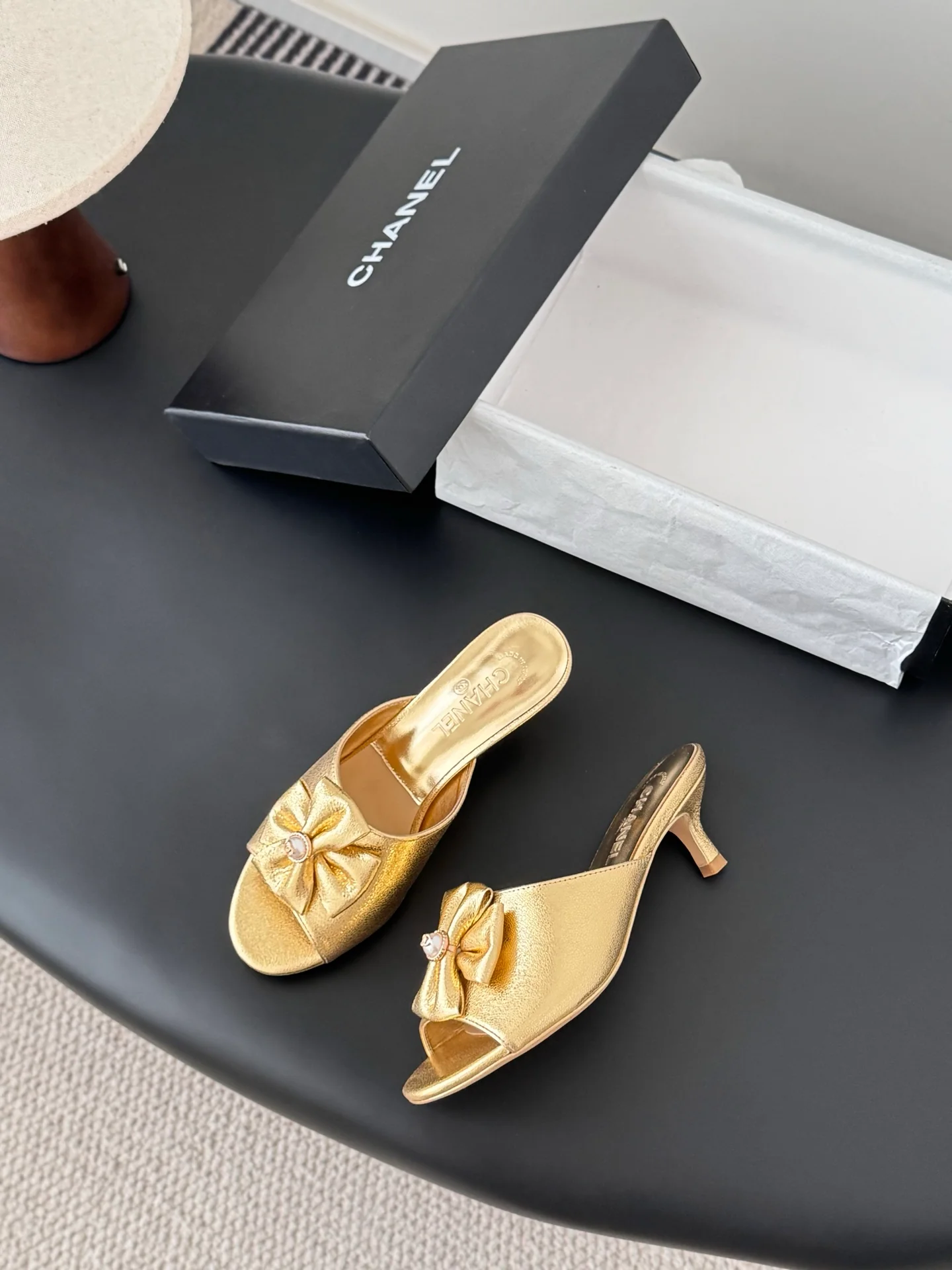 Chan 26ss kitten heel slides