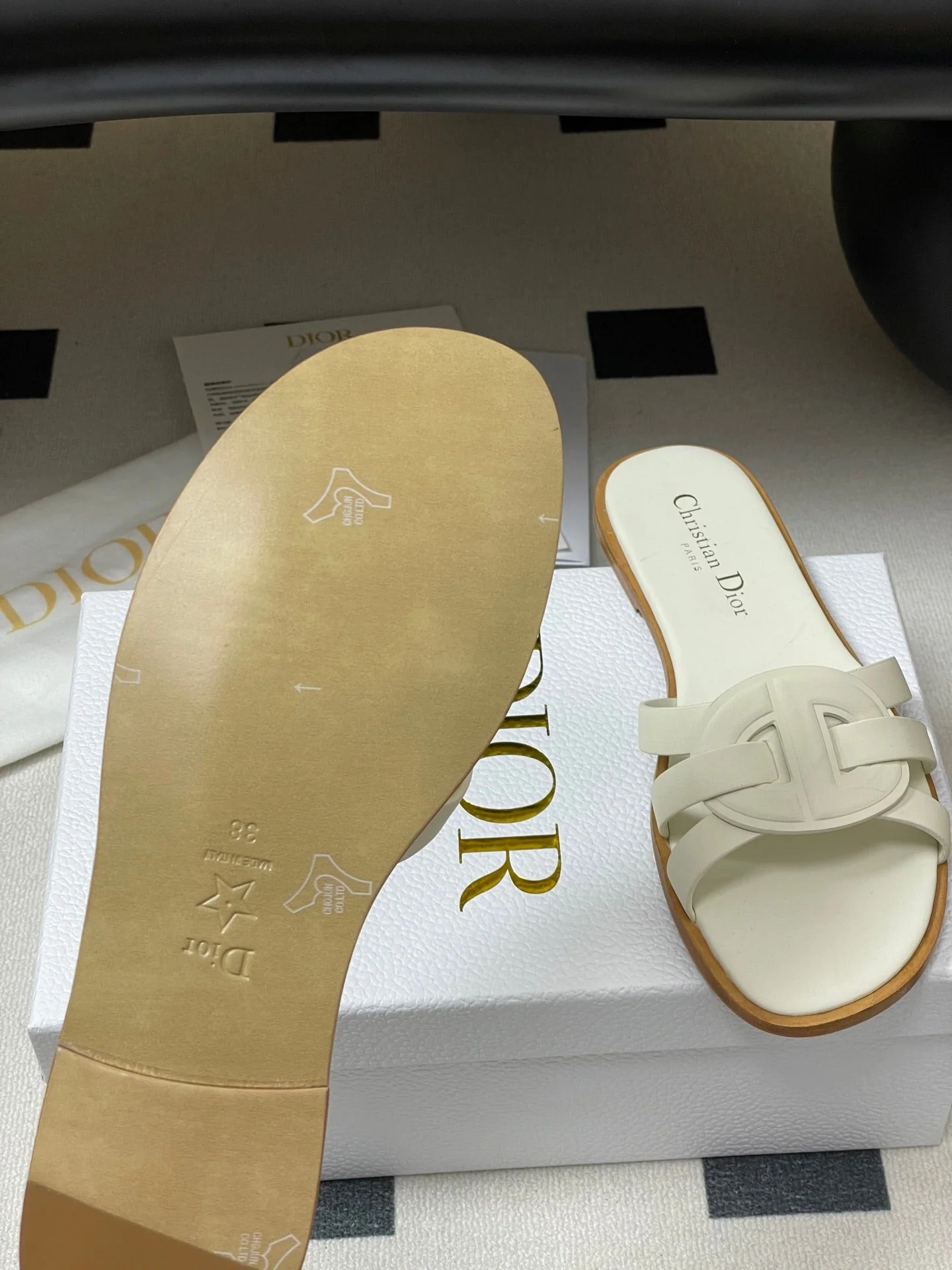 CD 25ss D-club slippers