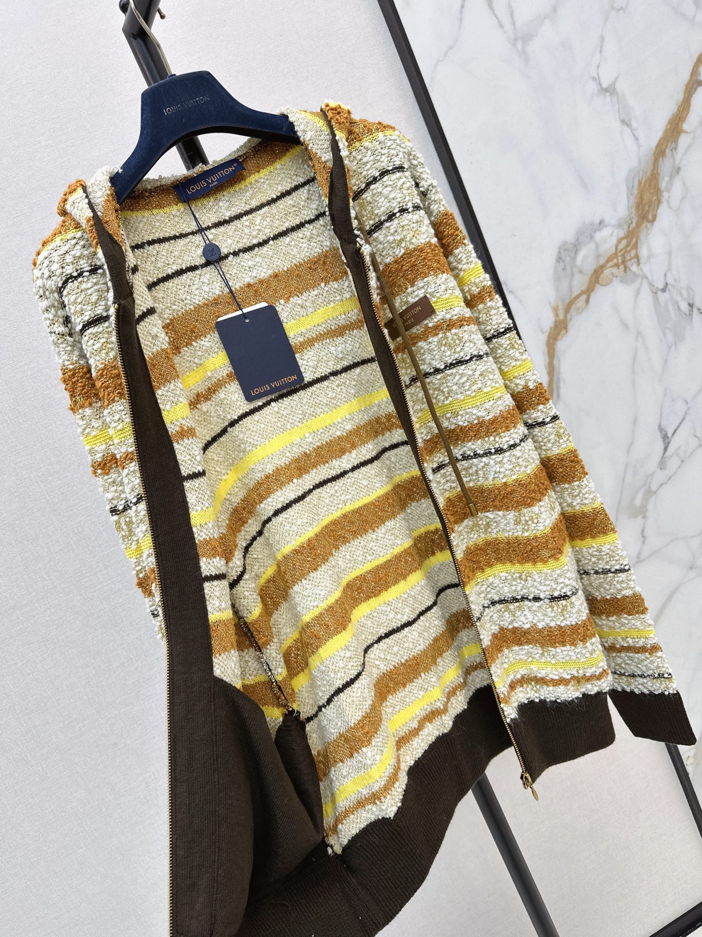 Loui 26fw stripe jacquard knit sweater
