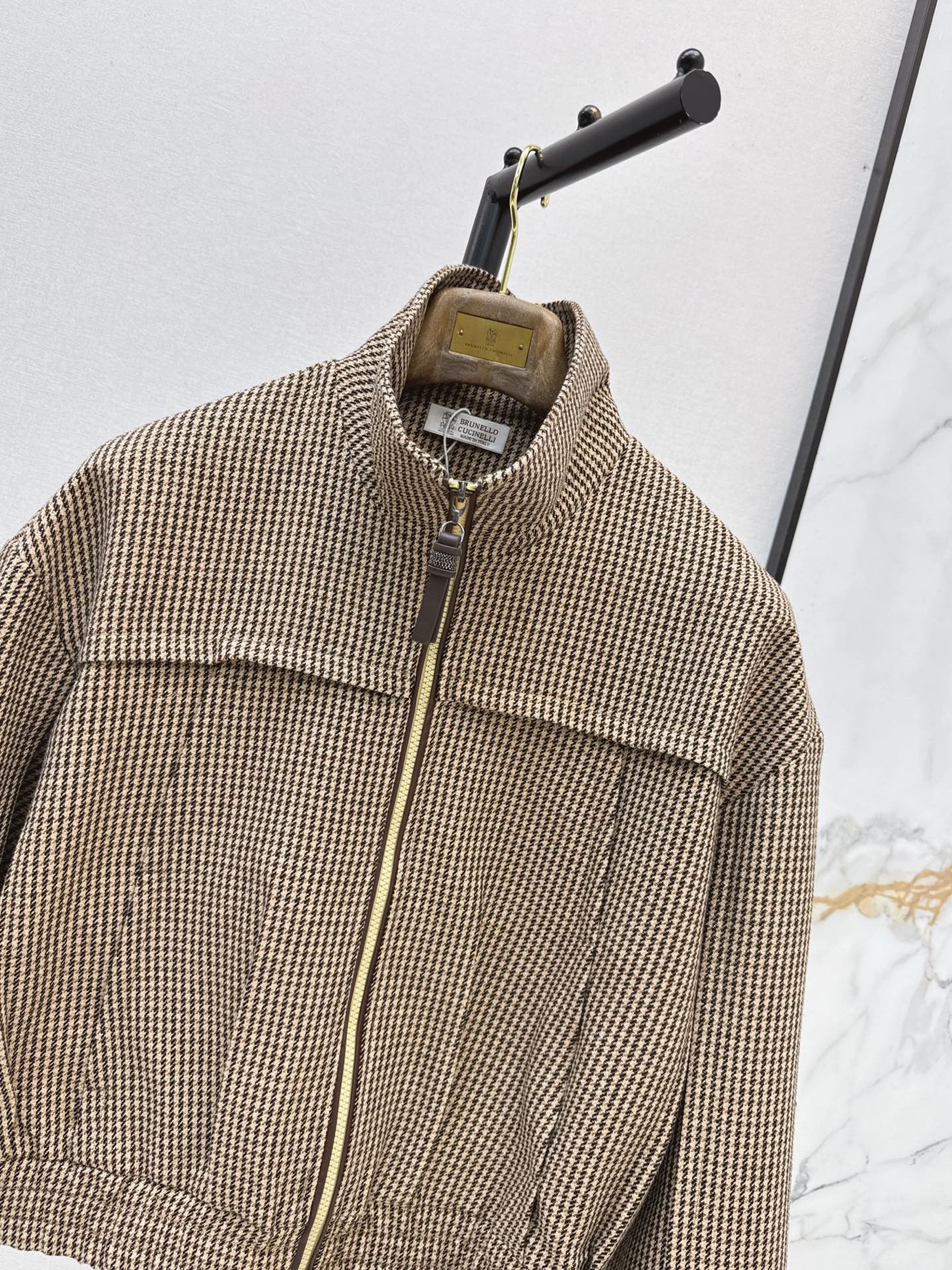 Brun 26fw houndstooth jacket