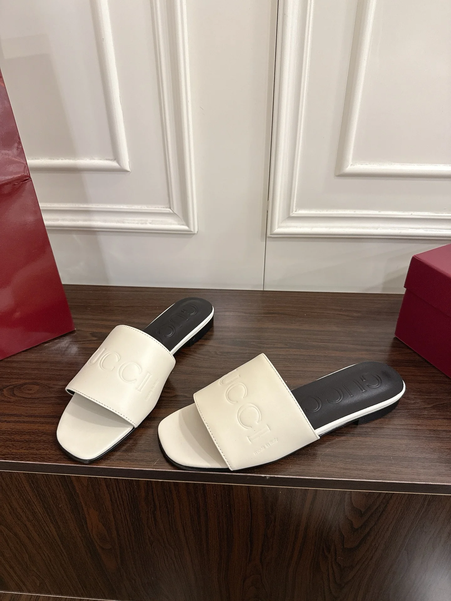Guc 25fw slides