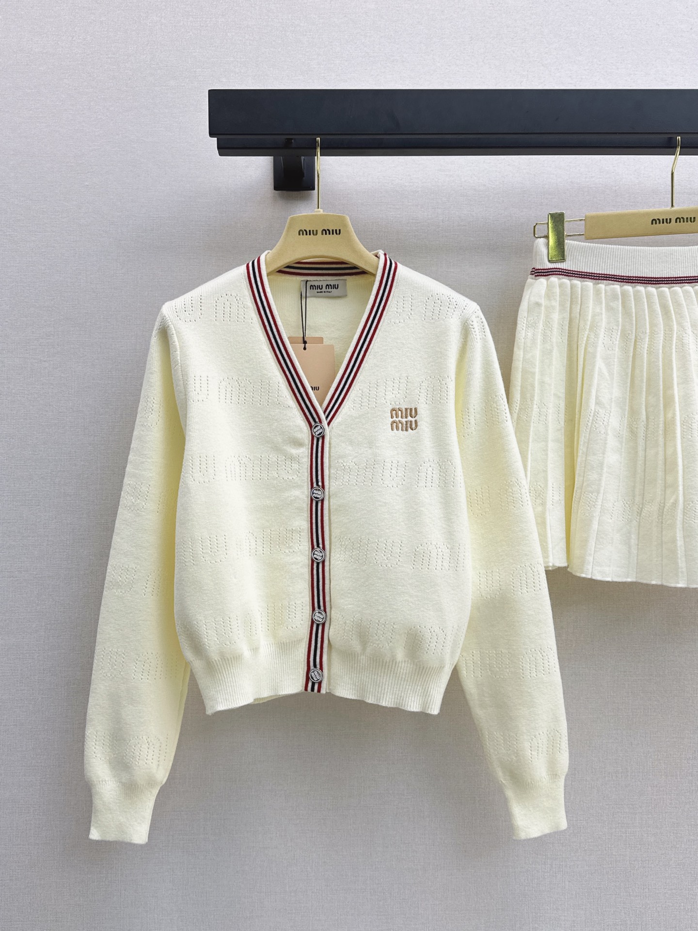 Miu 26fw knit cardigan pleated skirt sets