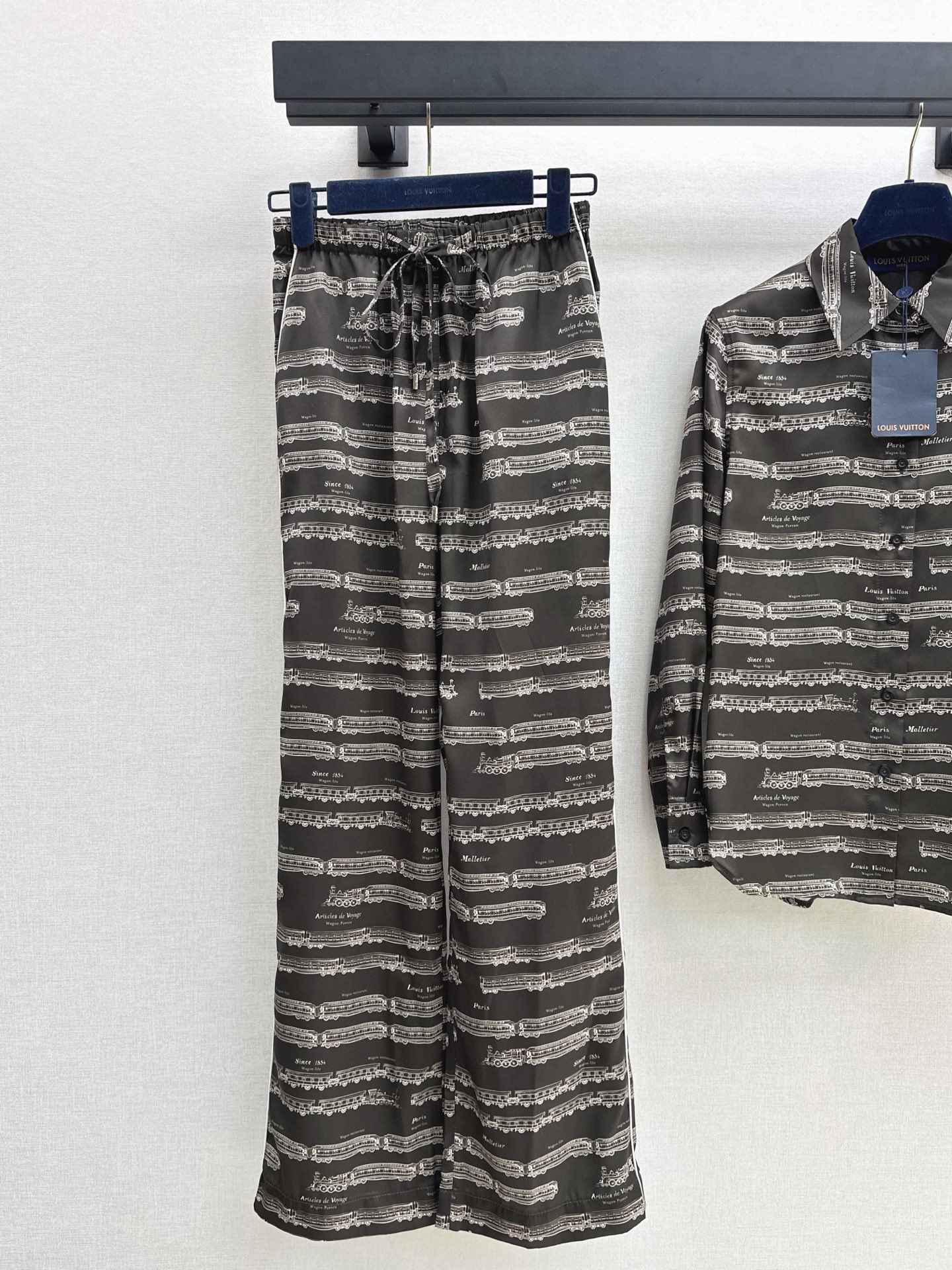 Loui 26fw print shirt pant sets