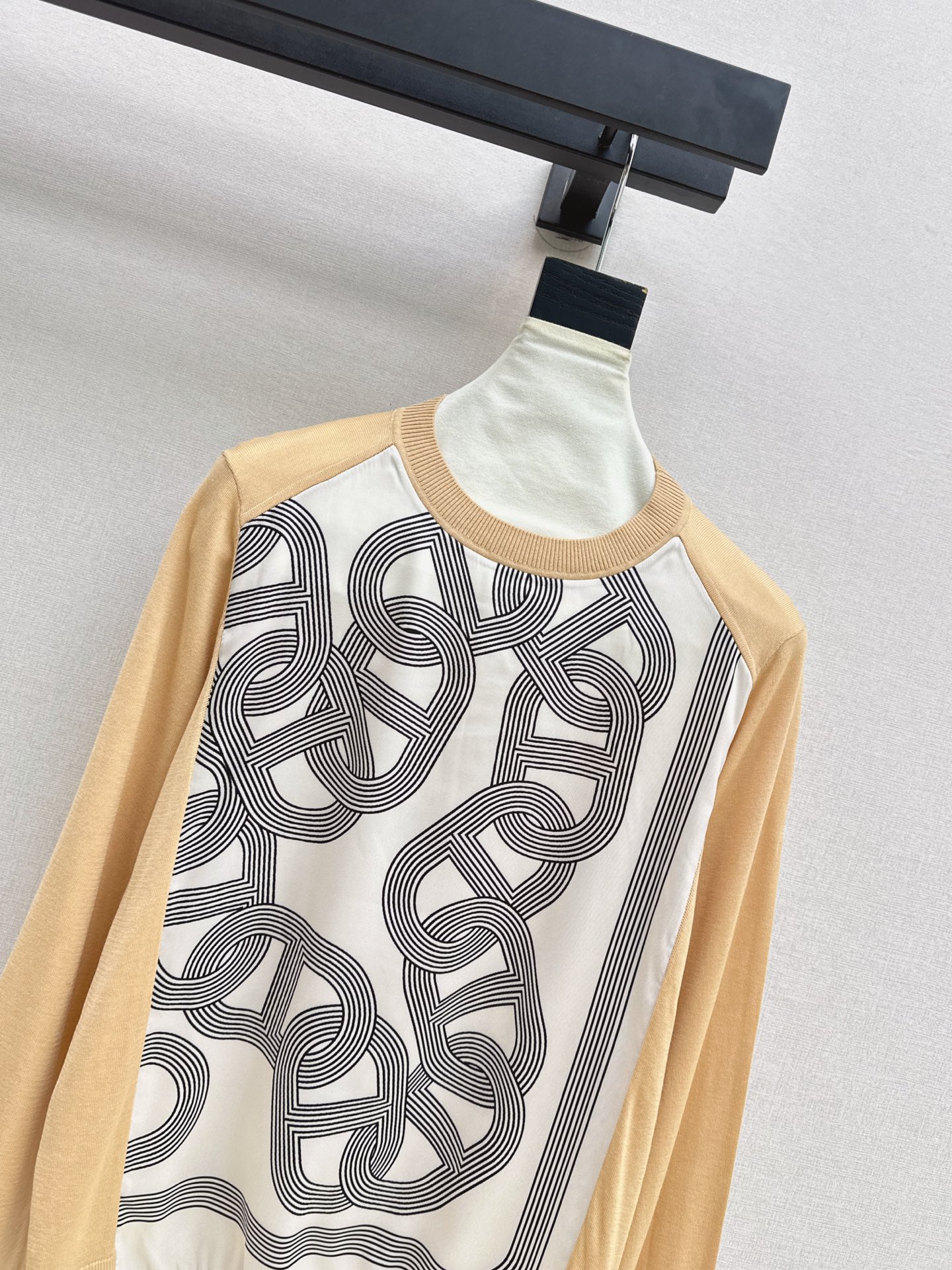 Her 26fw print knitwear