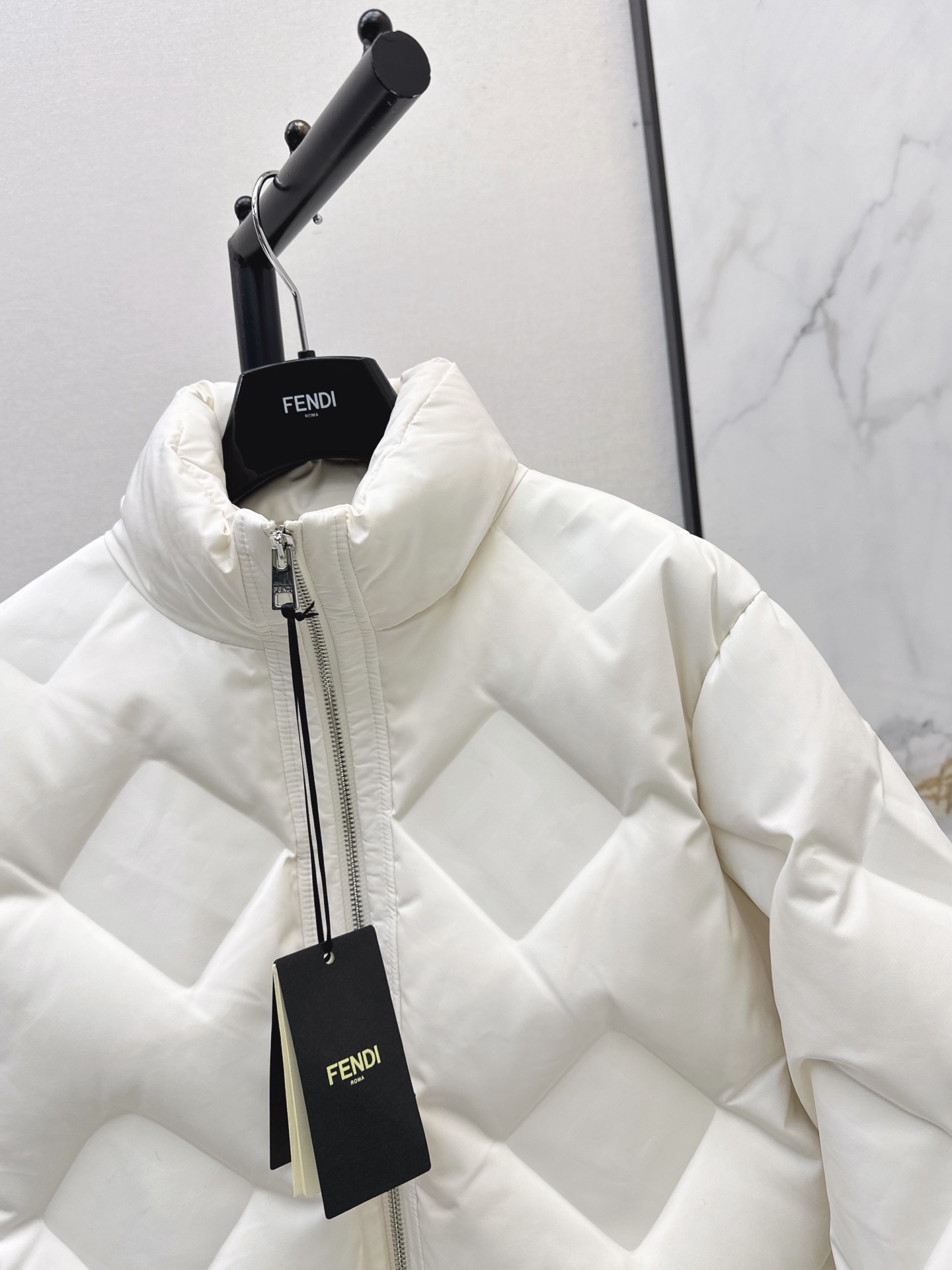 Fen 26fw down jacket