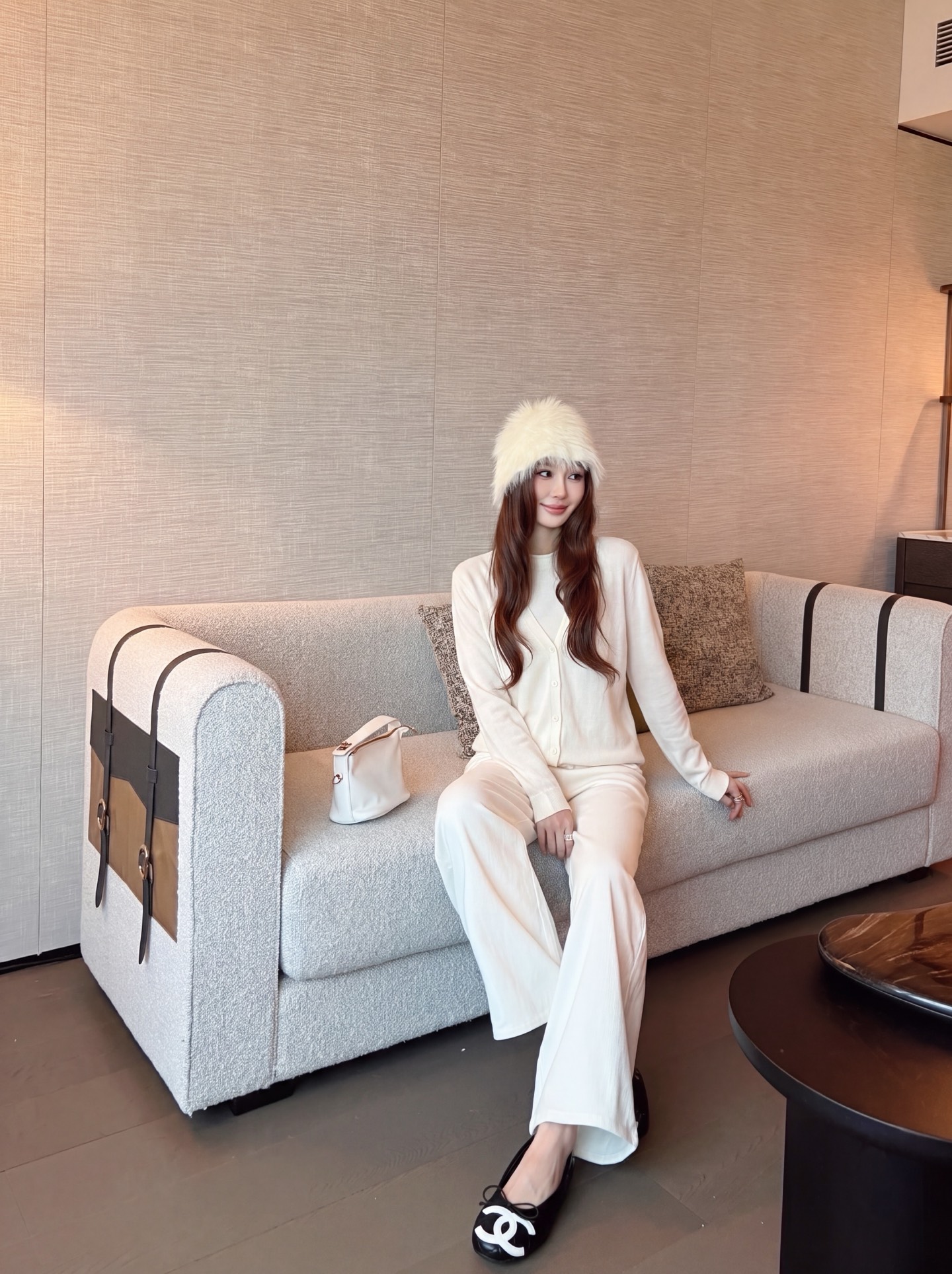Her 26fw knit vest cardigan pants sets