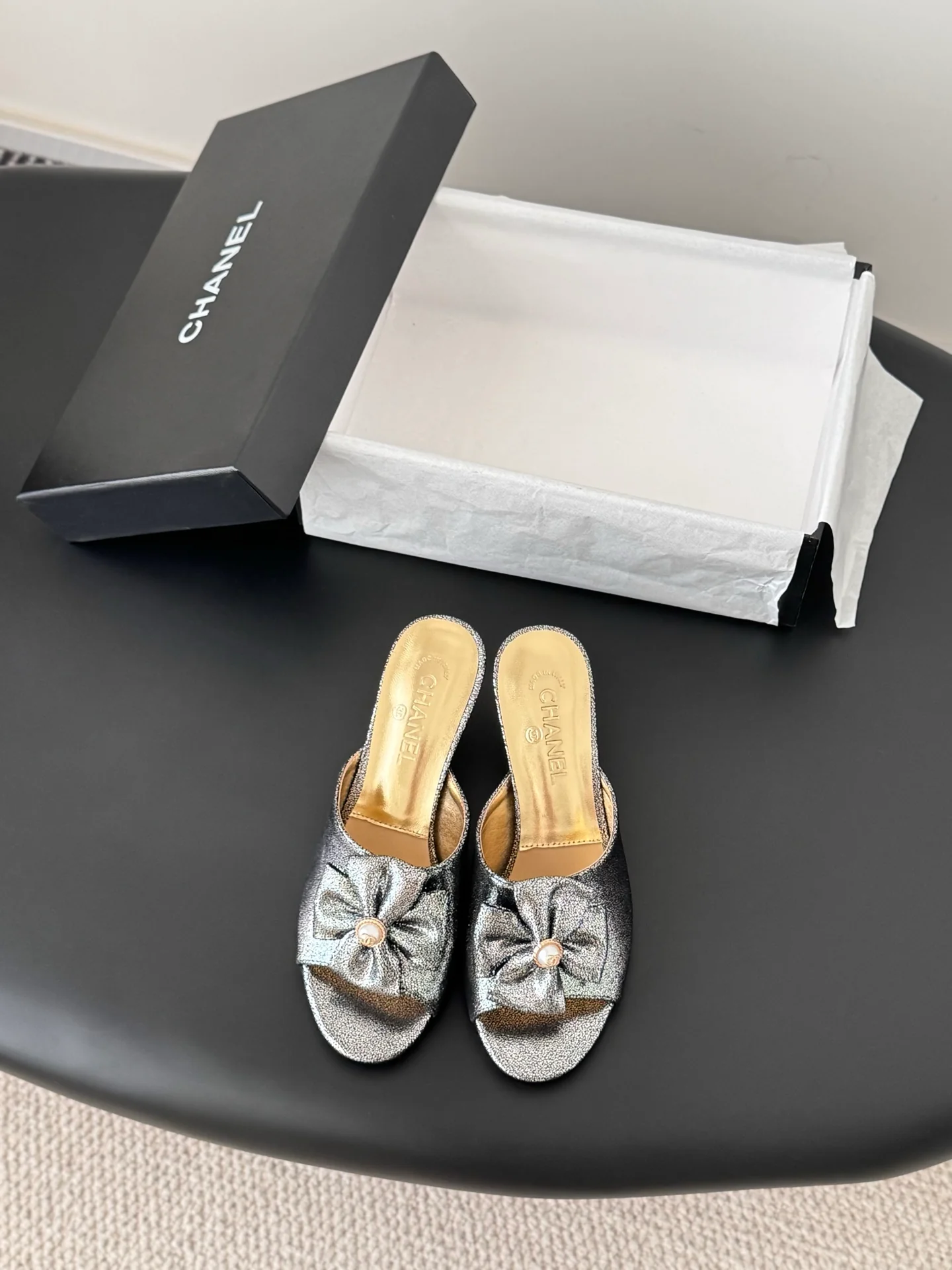 Chan 26ss kitten heel slides