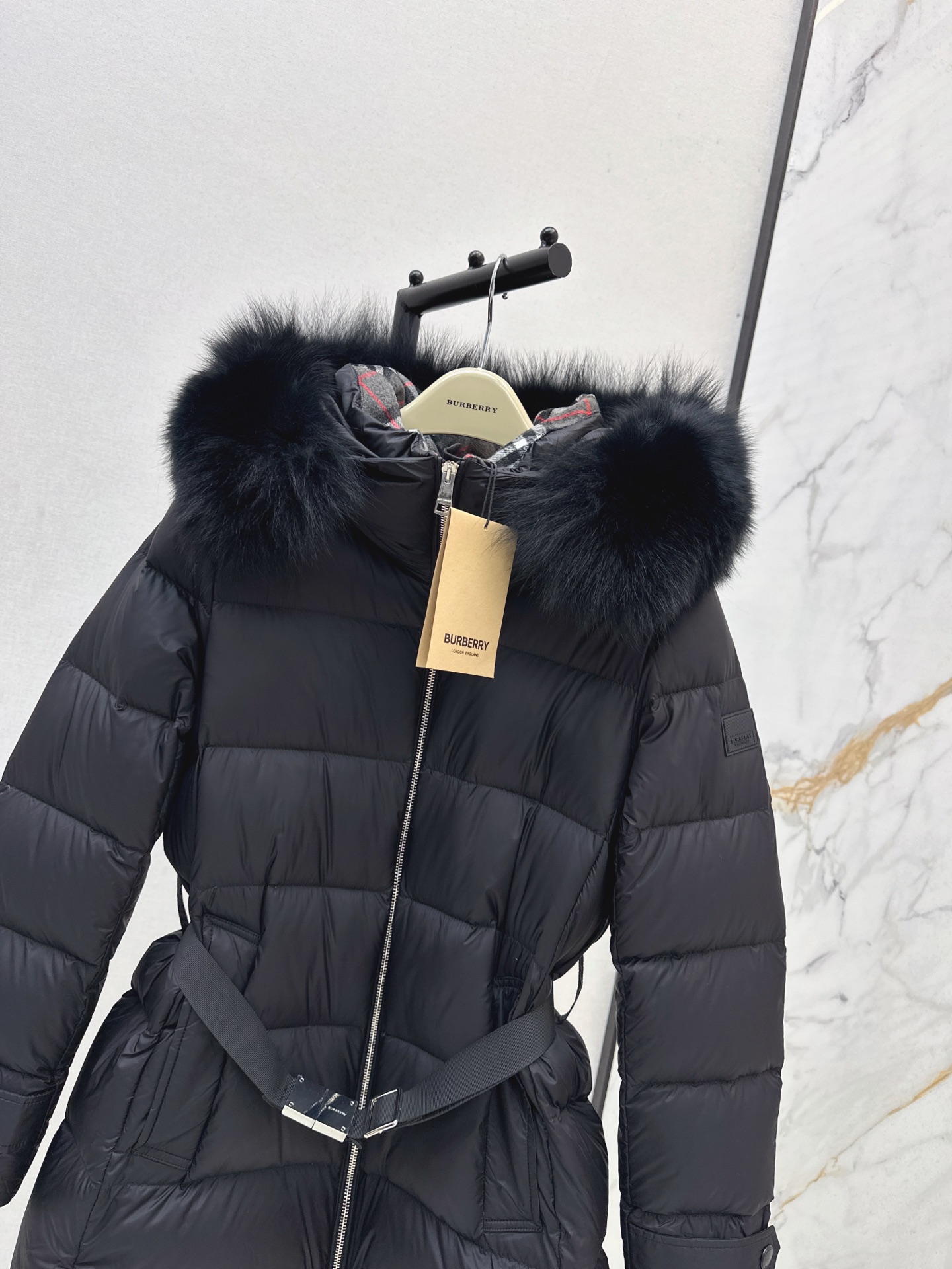 Bur 26fw Hooded Belted Down Jacket