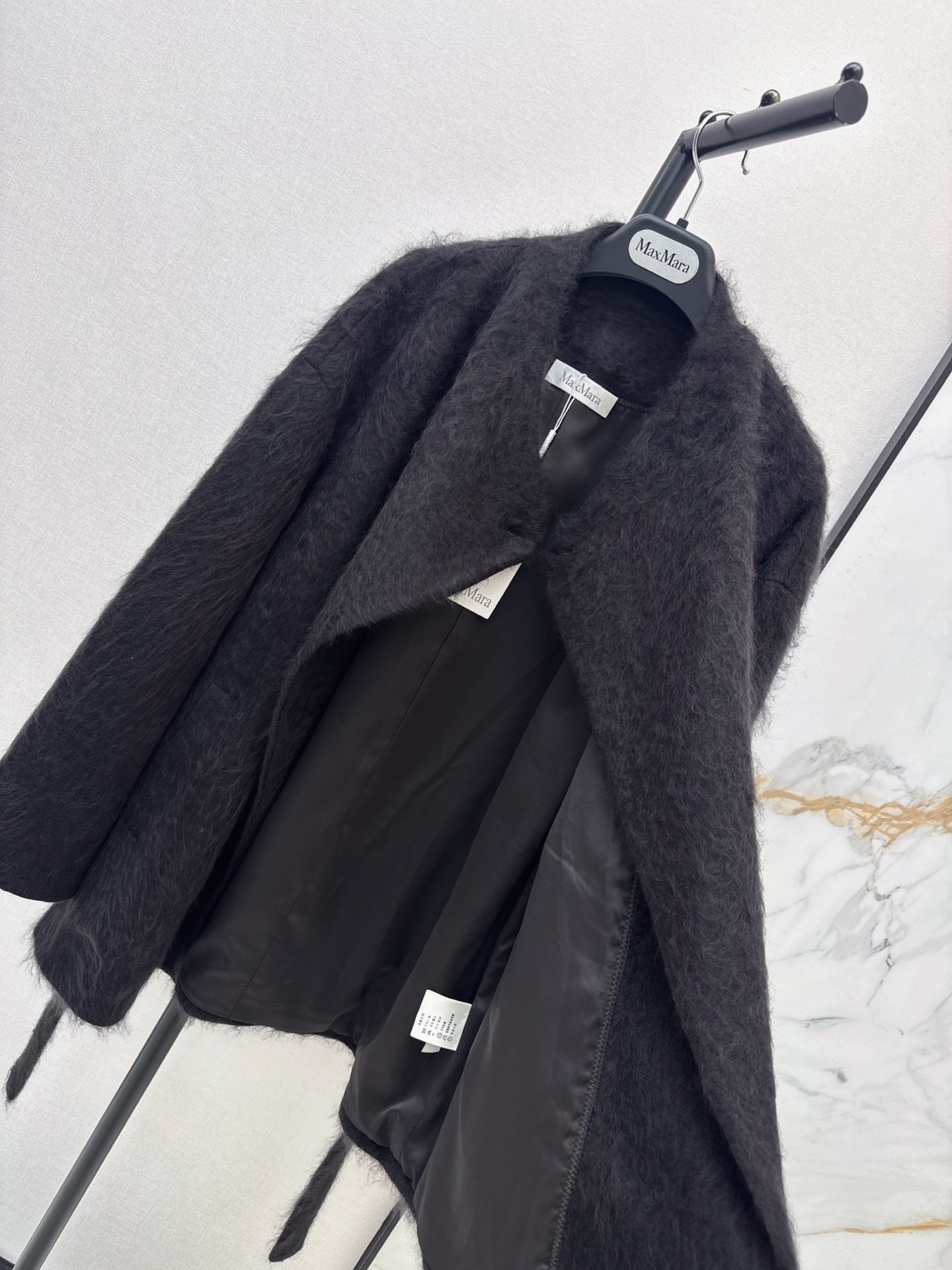 Max 26fw woolen belted jacket
